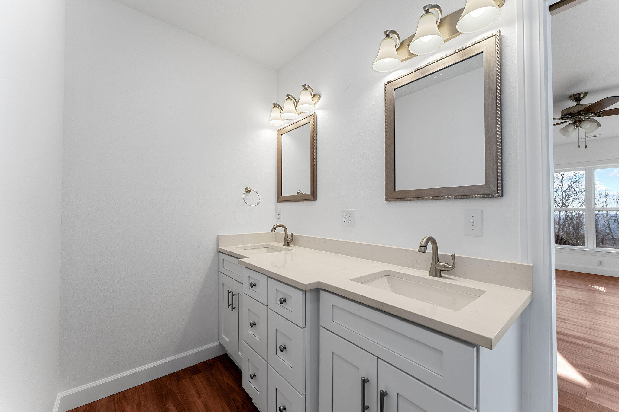 680 Highpoints Ridge Property Photo 38