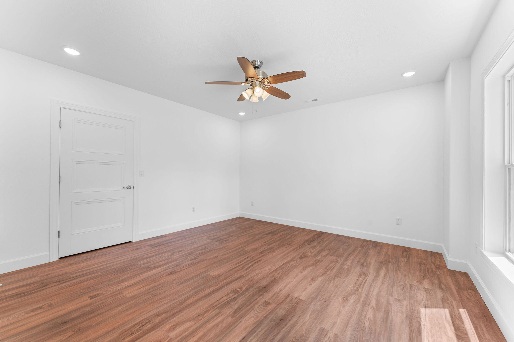 680 Highpoints Ridge Property Photo 43