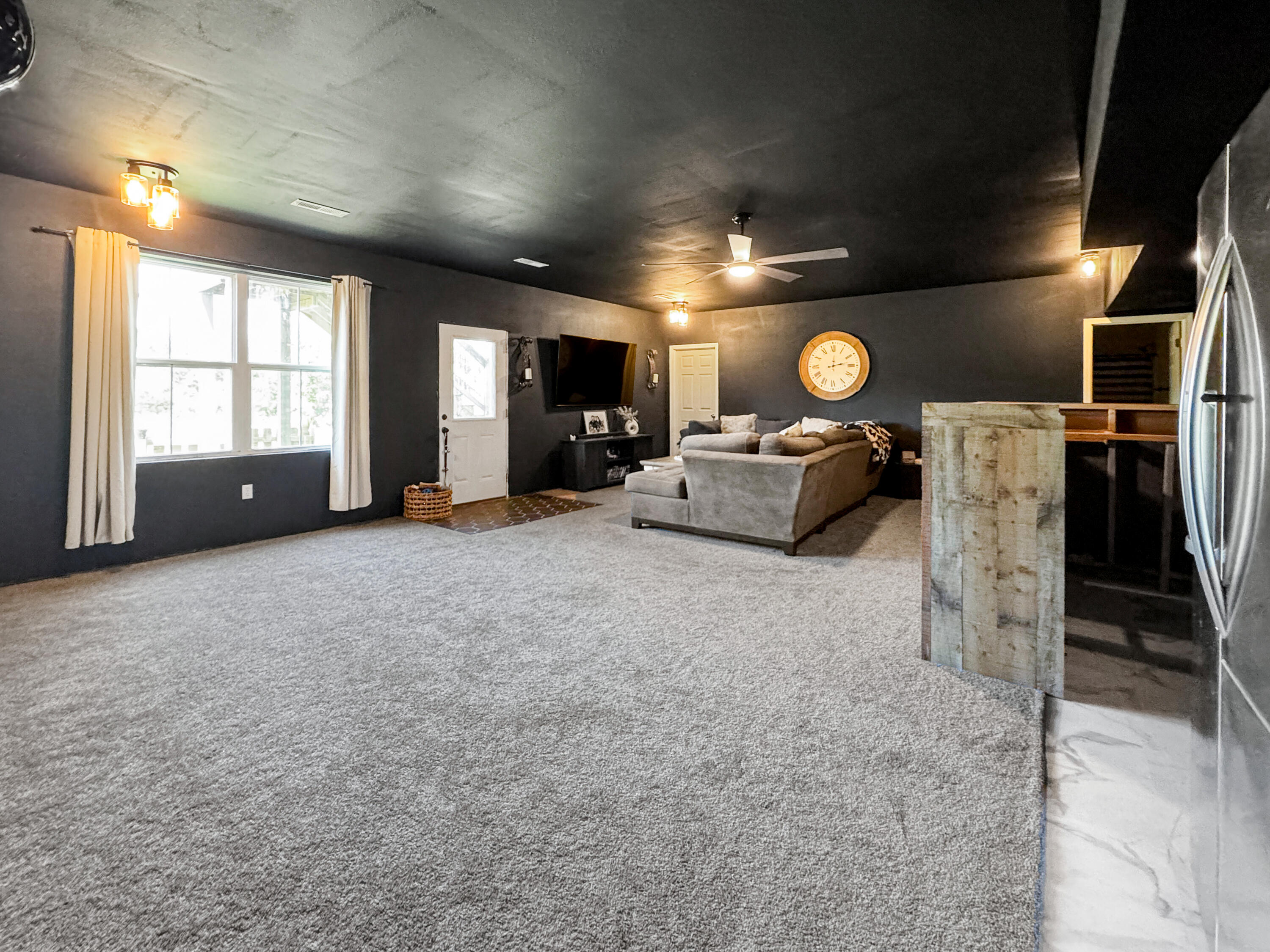 777 South Elm Street Property Photo 32