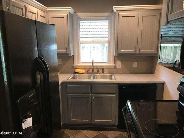 1222 South Mckinley Property Photo 3