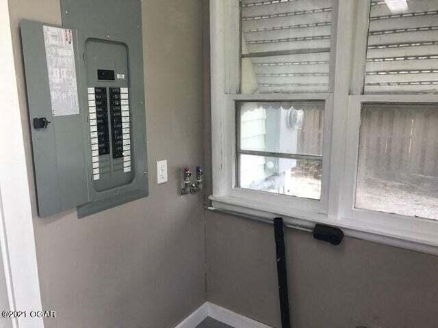1222 South Mckinley Property Photo 10