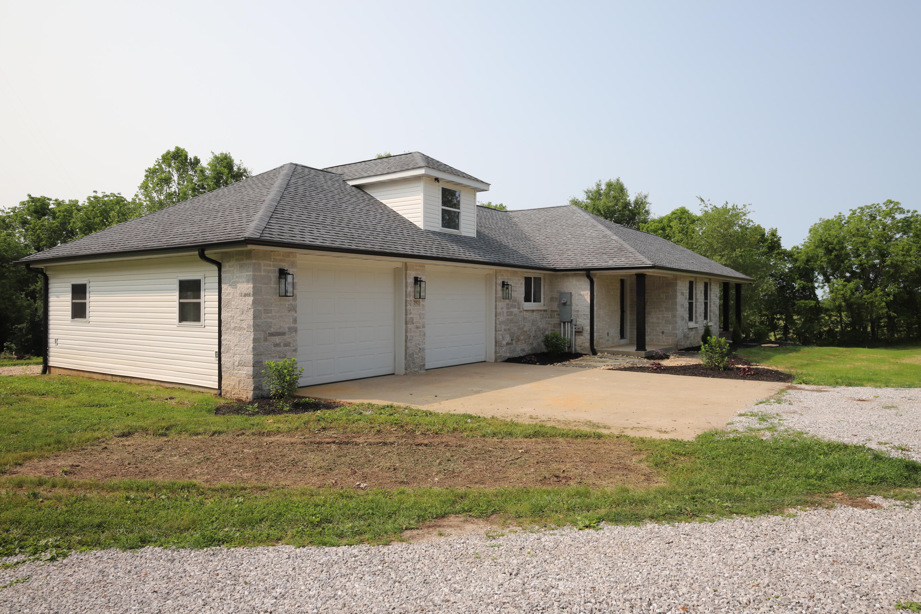 292 Jace Road Property Photo 3