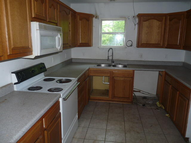 1098 Sundown Lane Property Photo 11