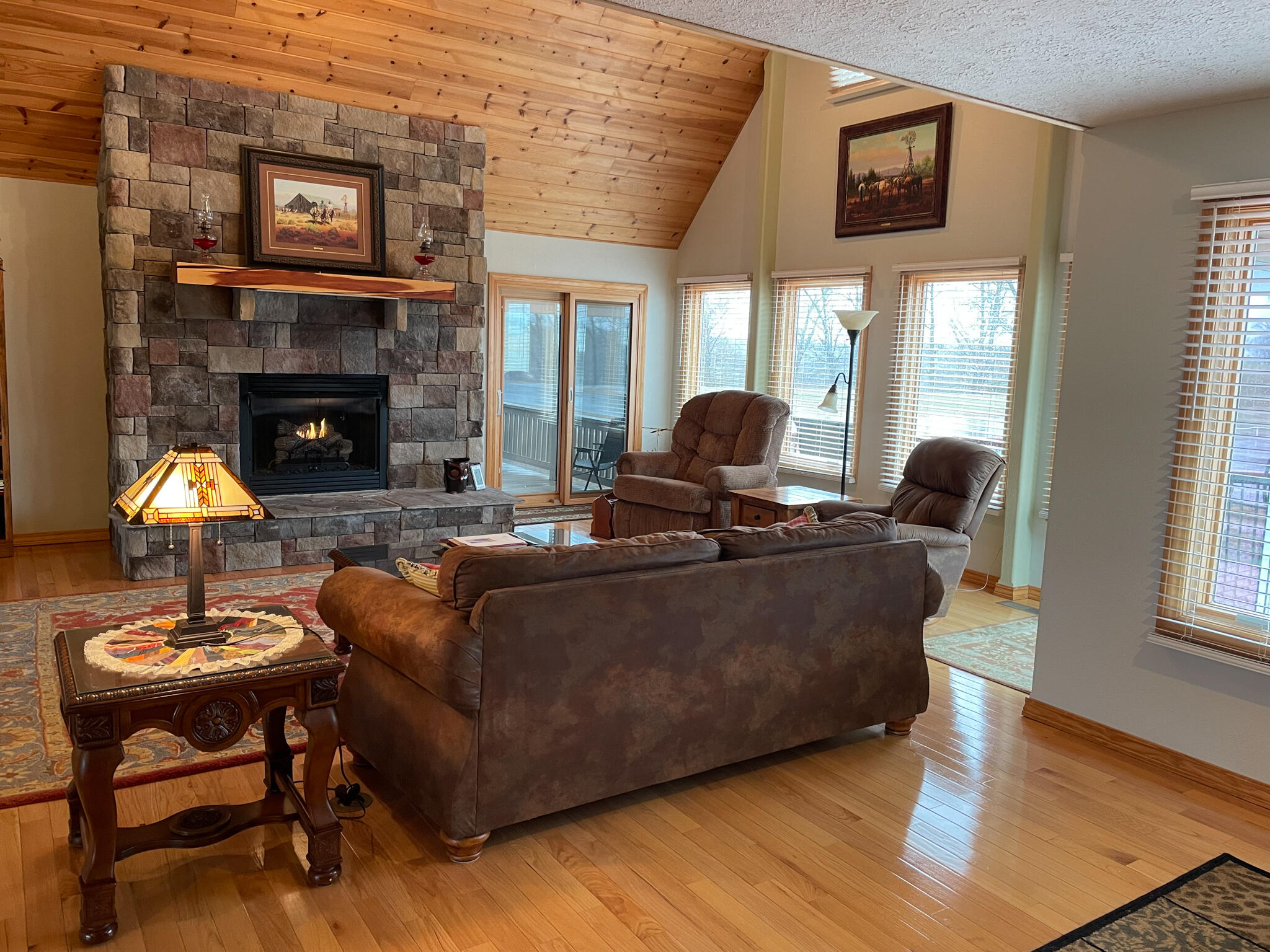 855 County Road 640 Property Photo 4