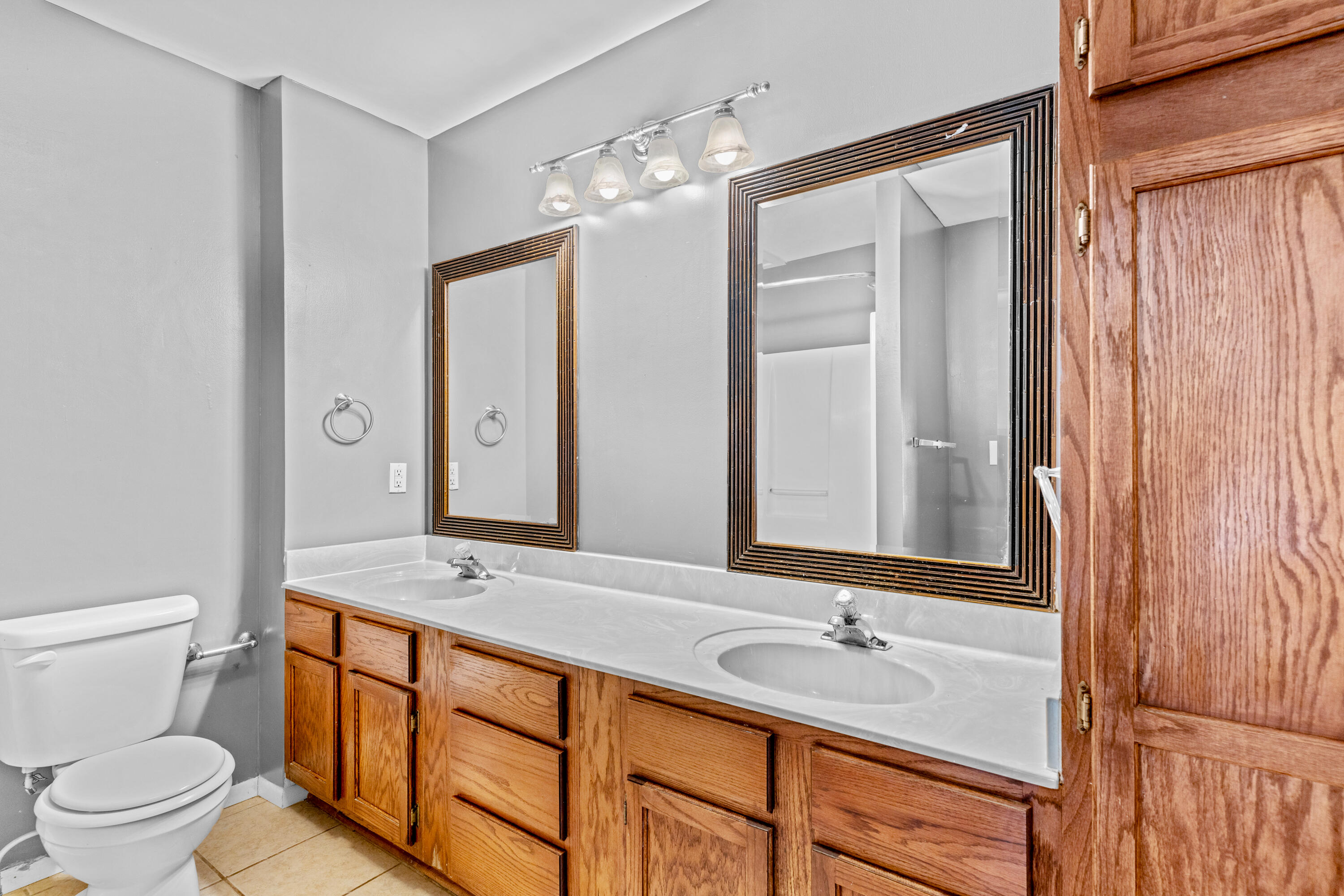 1236 East Portland Street Property Photo 14