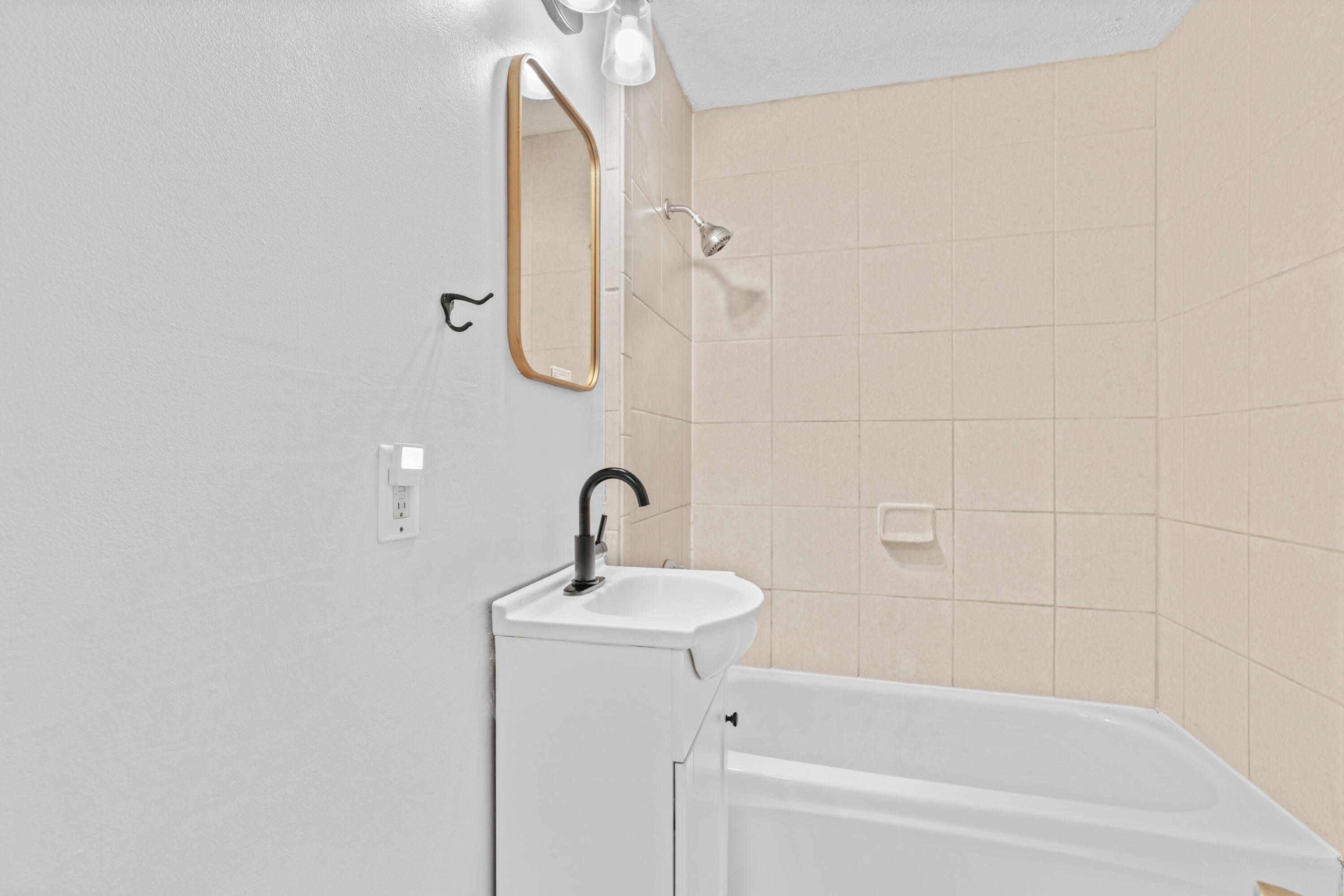 1236 East Portland Street Property Photo 20