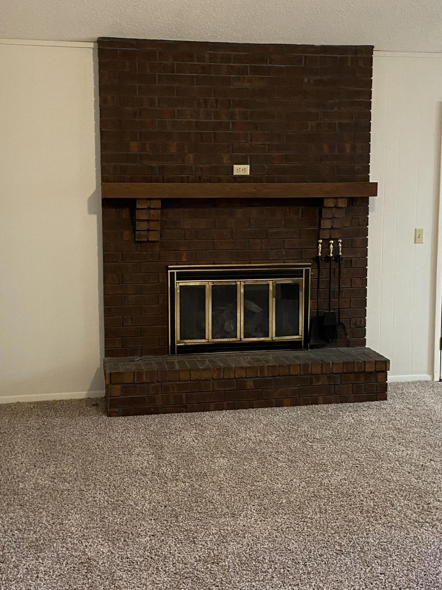 3338 South Roanoke Avenue Property Photo 6