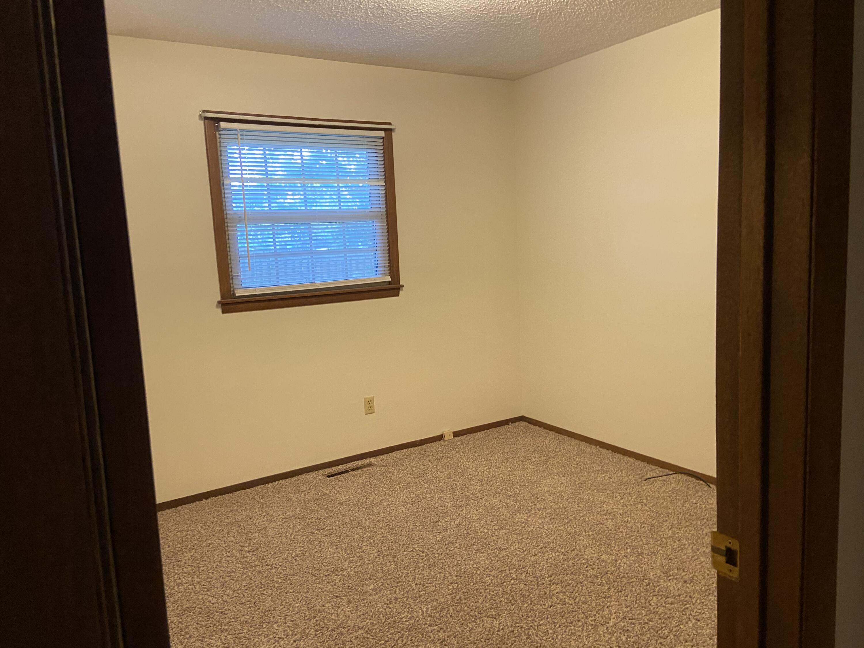 3338 South Roanoke Avenue Property Photo 21
