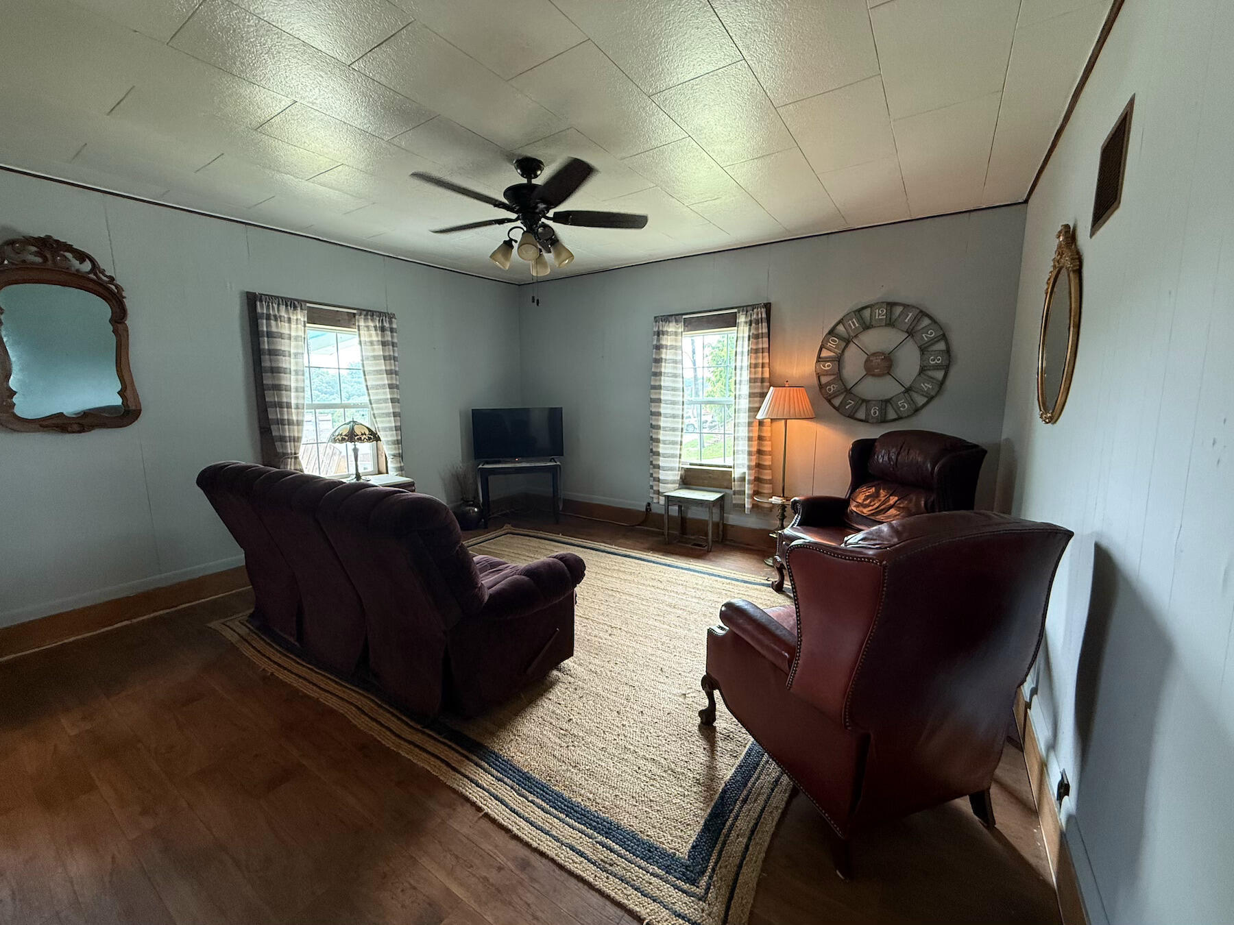 18039 2nd Street Property Photo 12