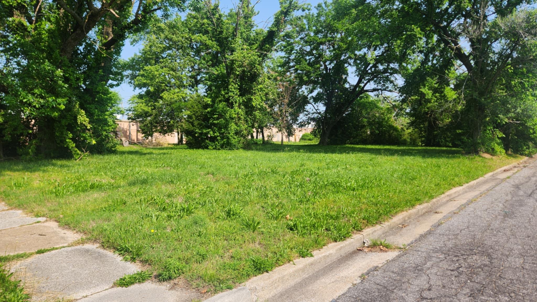 1419 West 9th Street Property Photo 1
