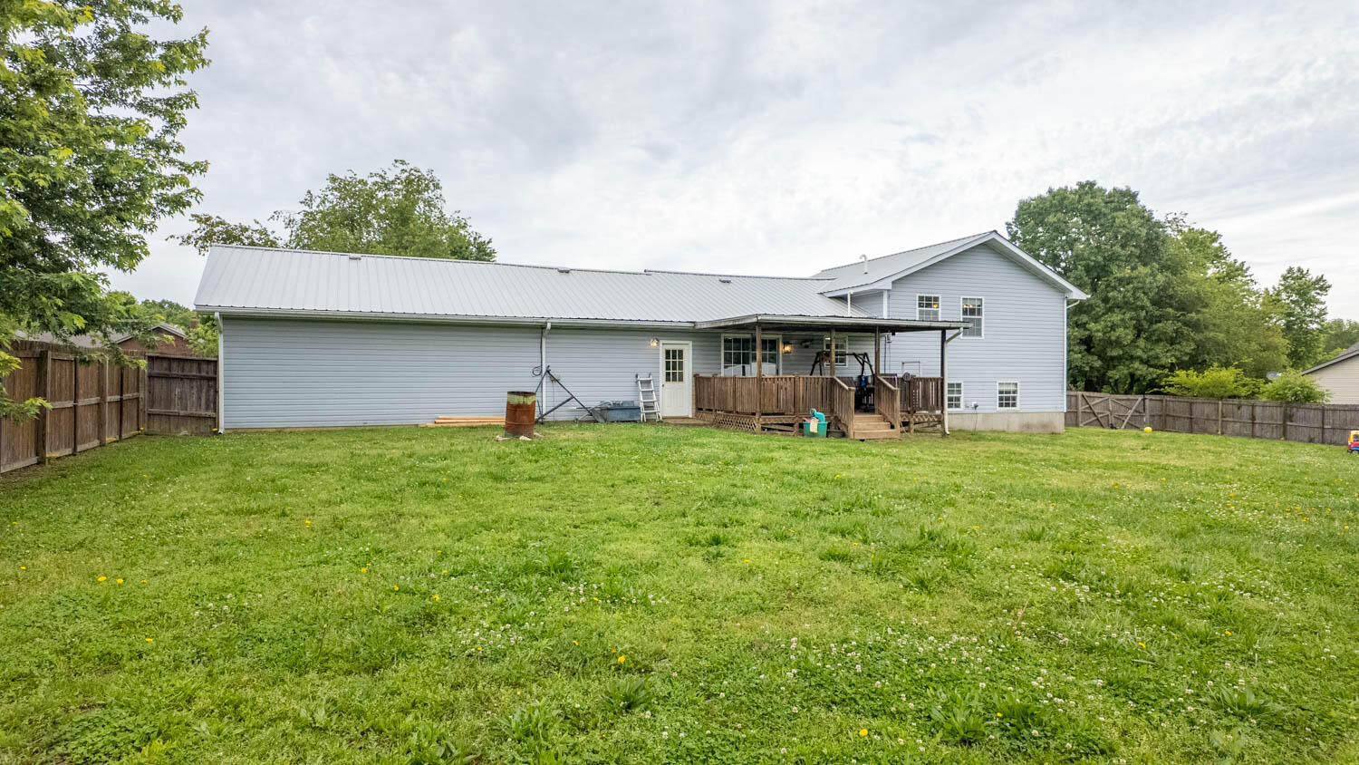 309 Webb Street Property Photo 32