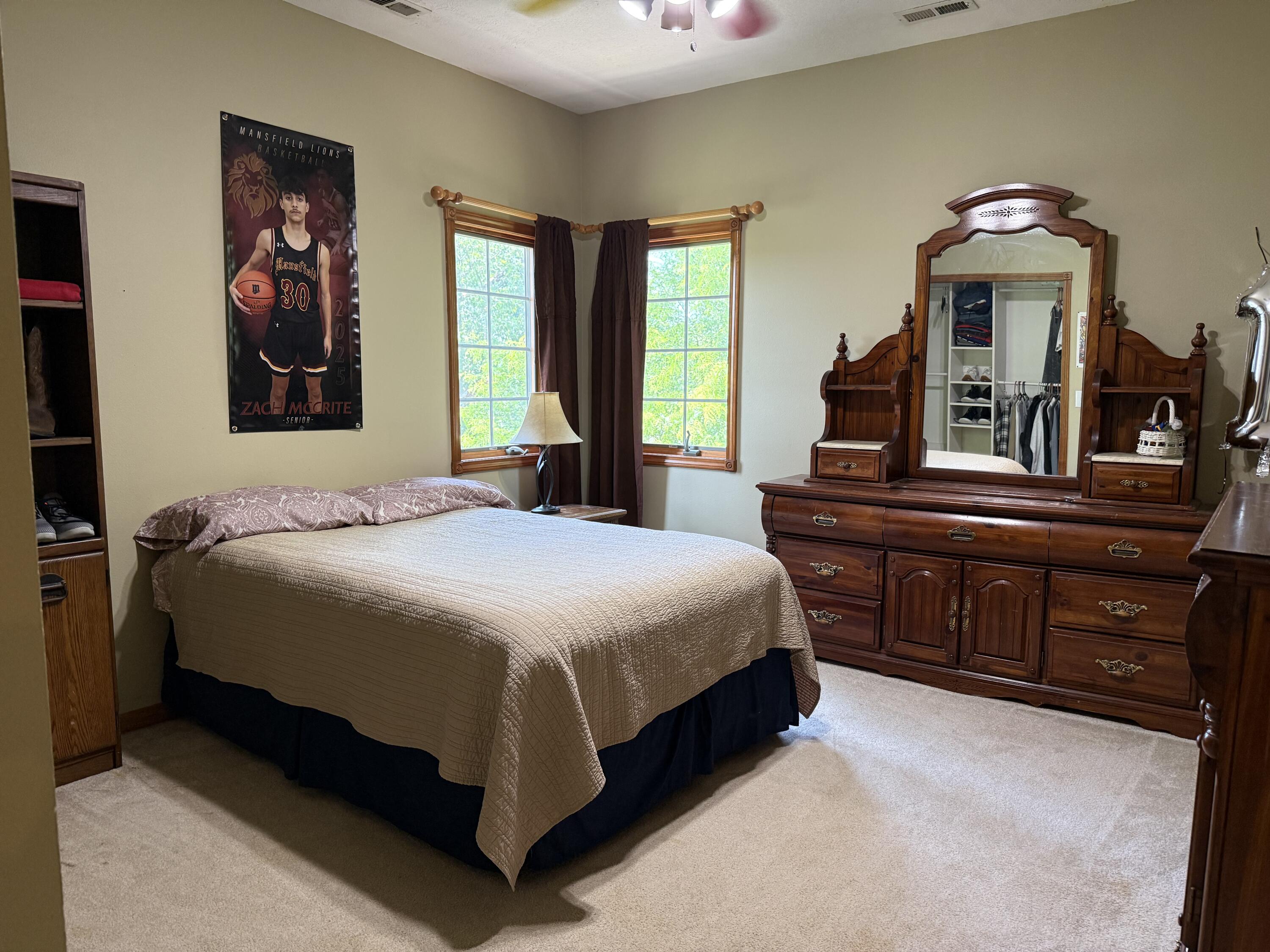 1043 Rock Road Property Photo 12