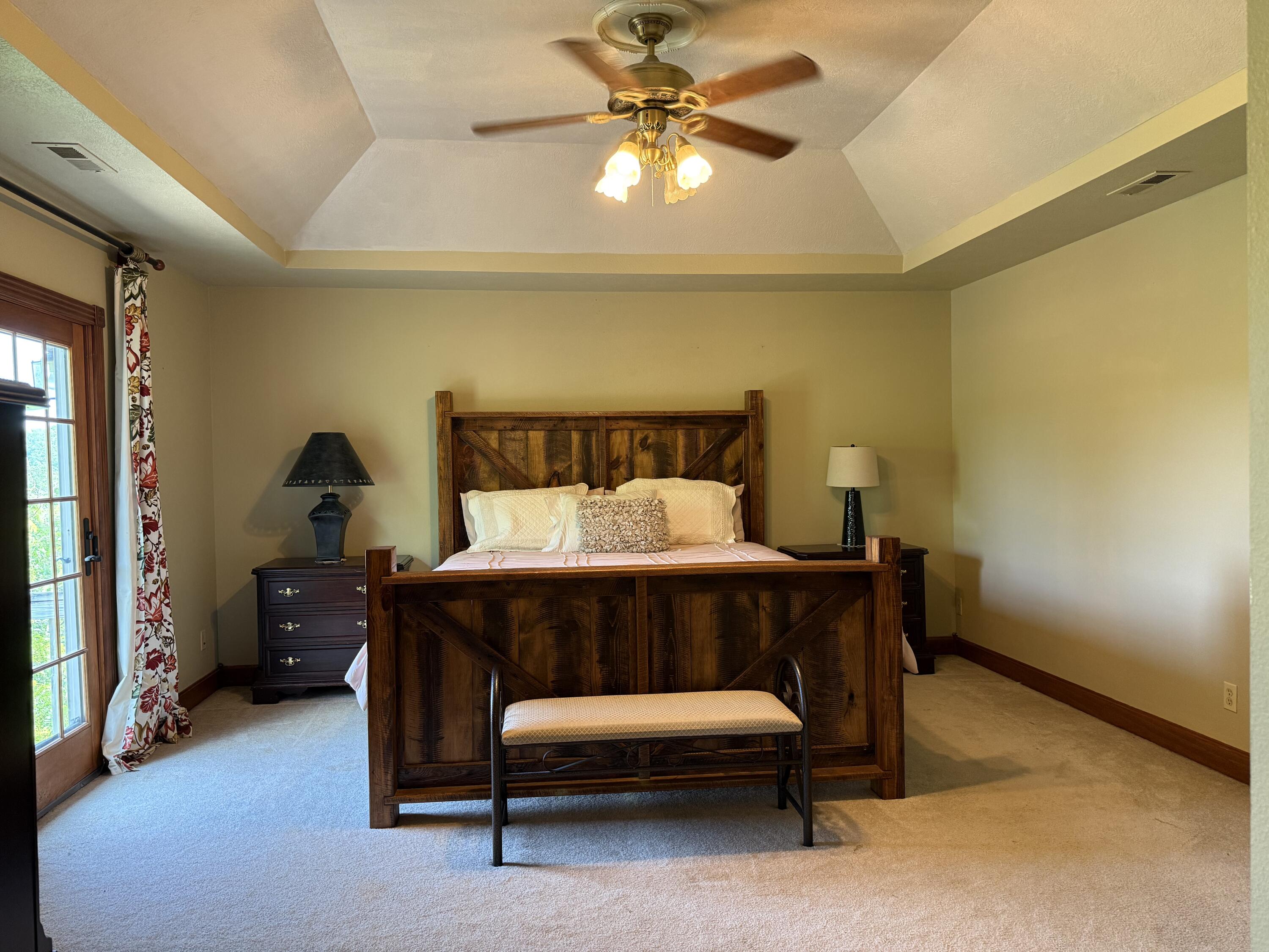 1043 Rock Road Property Photo 14