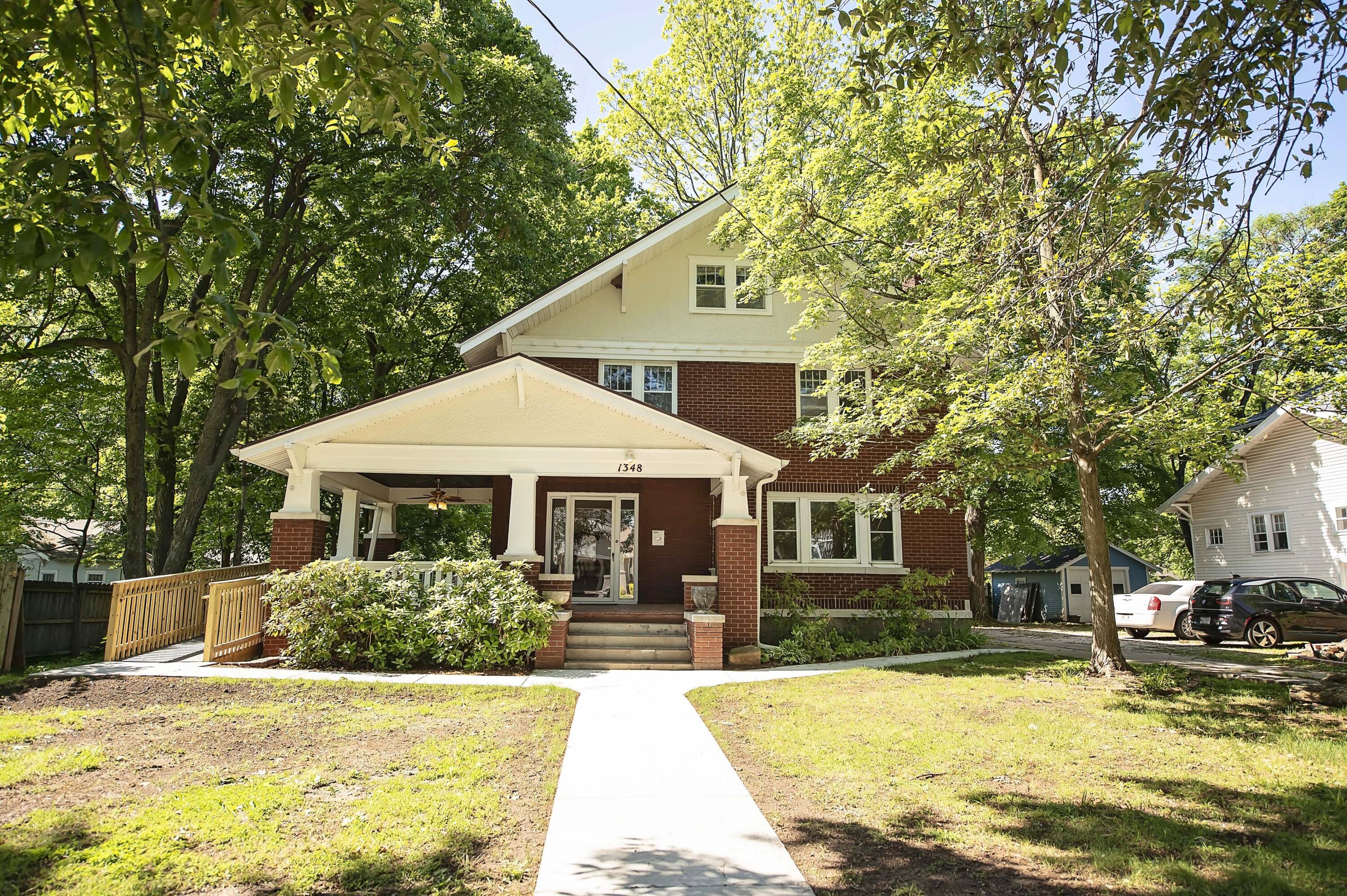 1348 East Cherry Street Property Photo 1