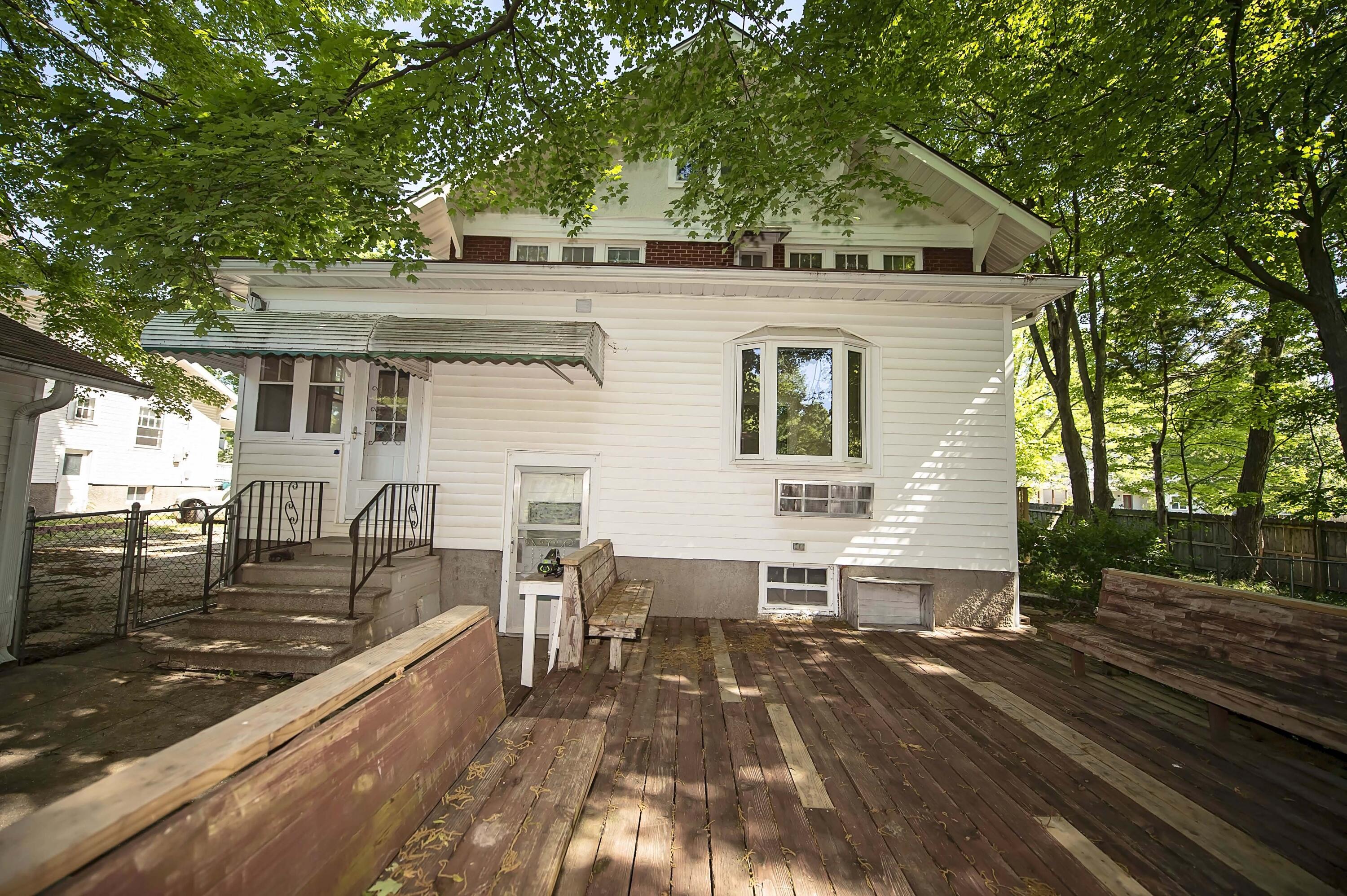 1348 East Cherry Street Property Photo 24