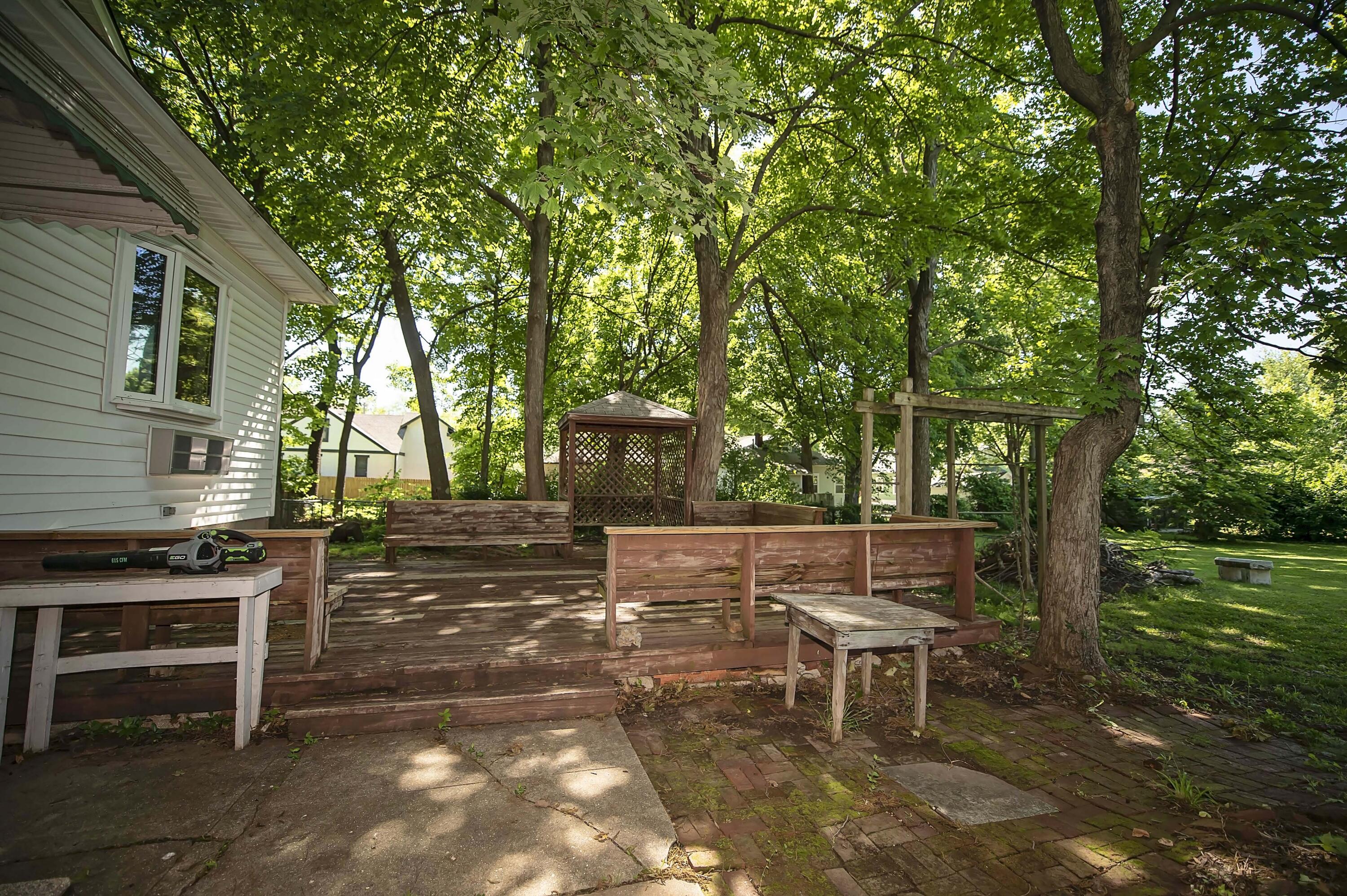 1348 East Cherry Street Property Photo 25