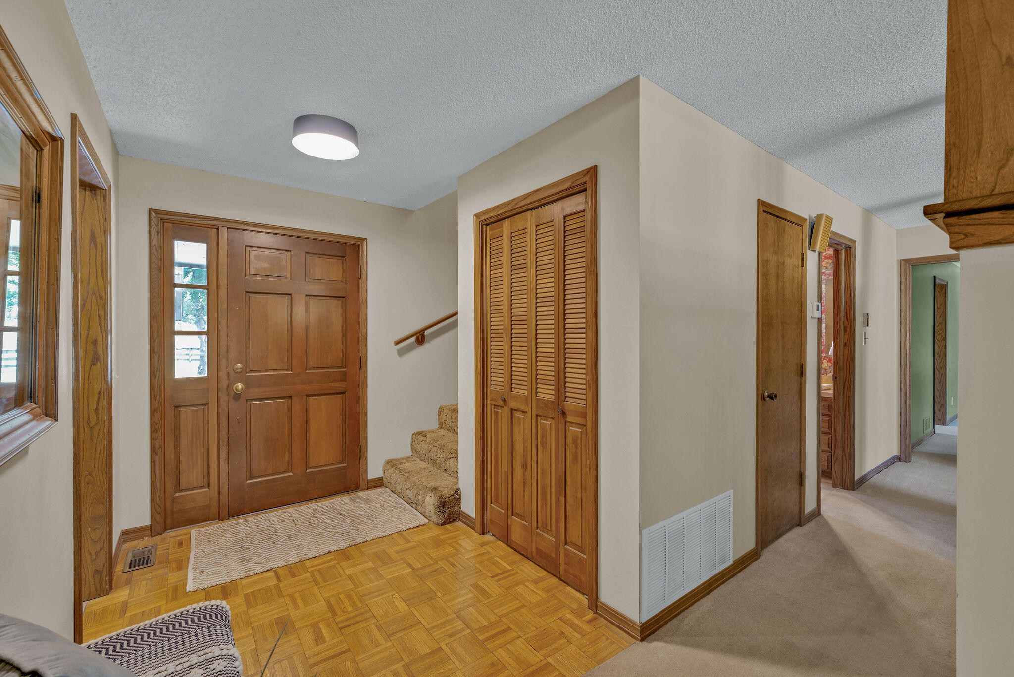 561 East Spring Street Property Photo 18