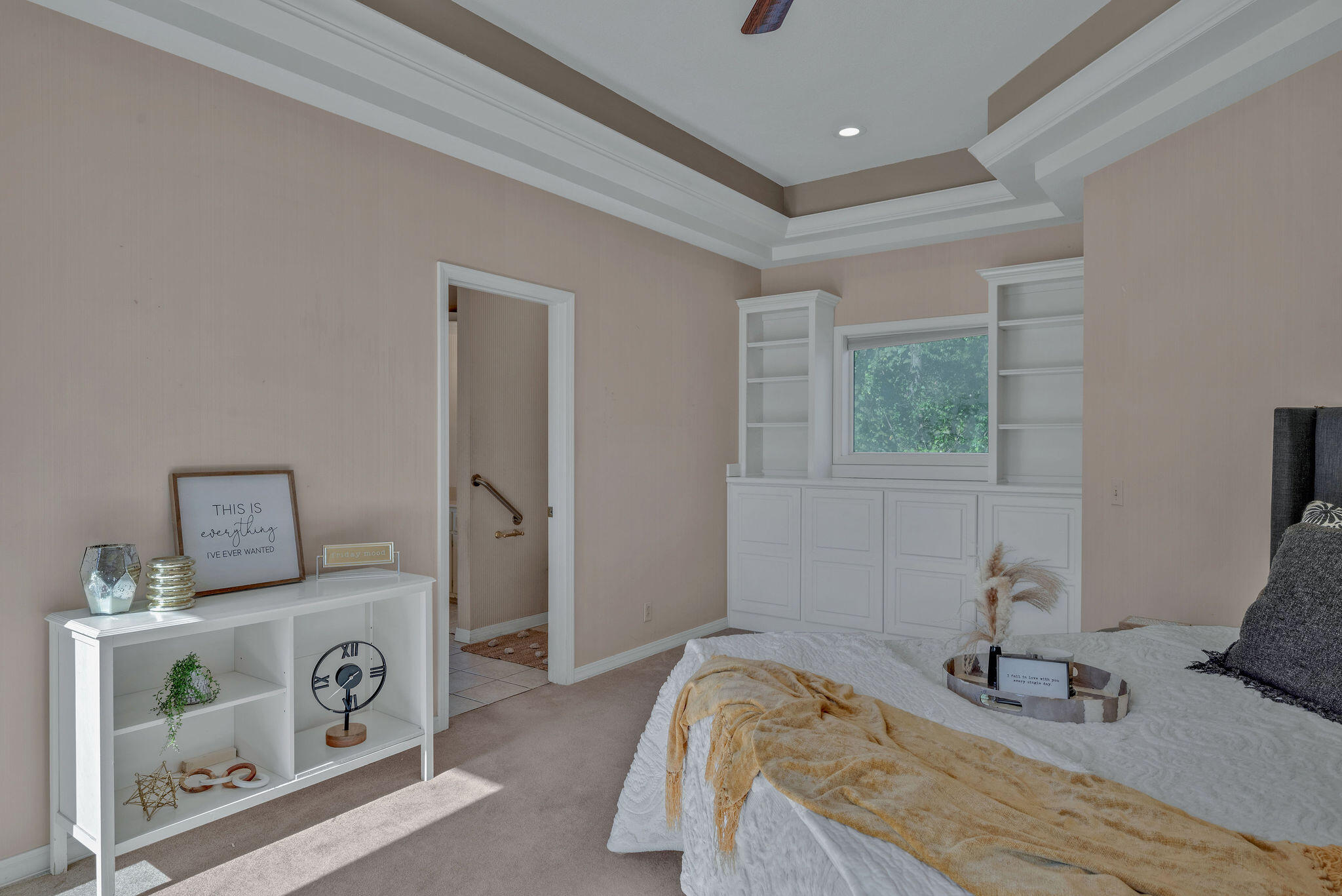 561 East Spring Street Property Photo 29