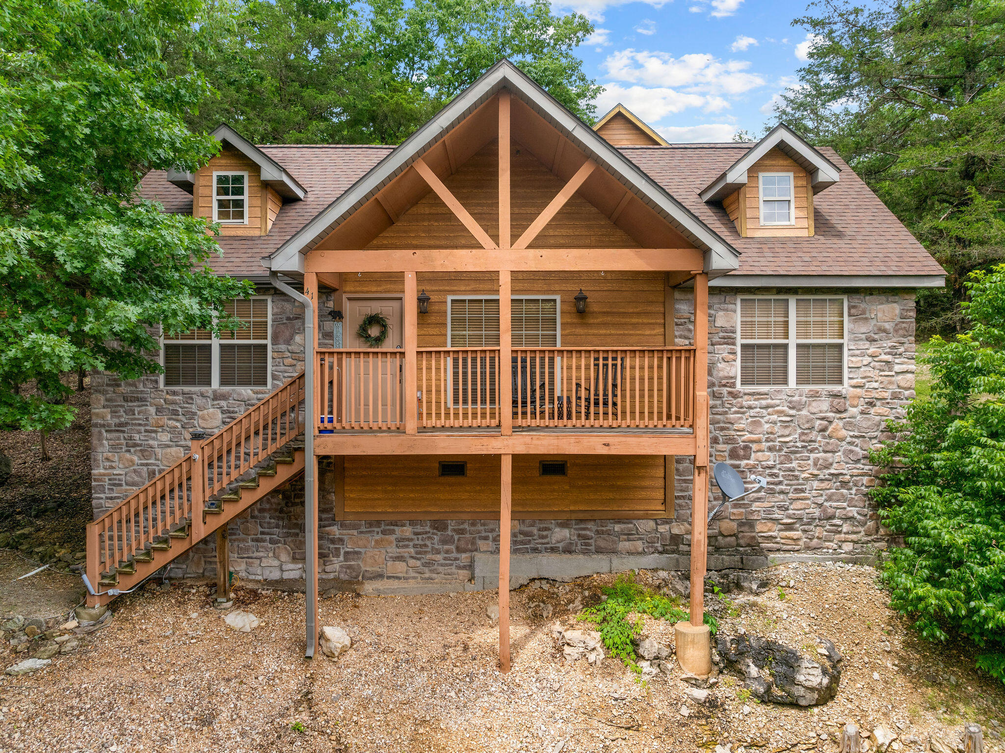 41 Stepping Stone Way Property Photo 1