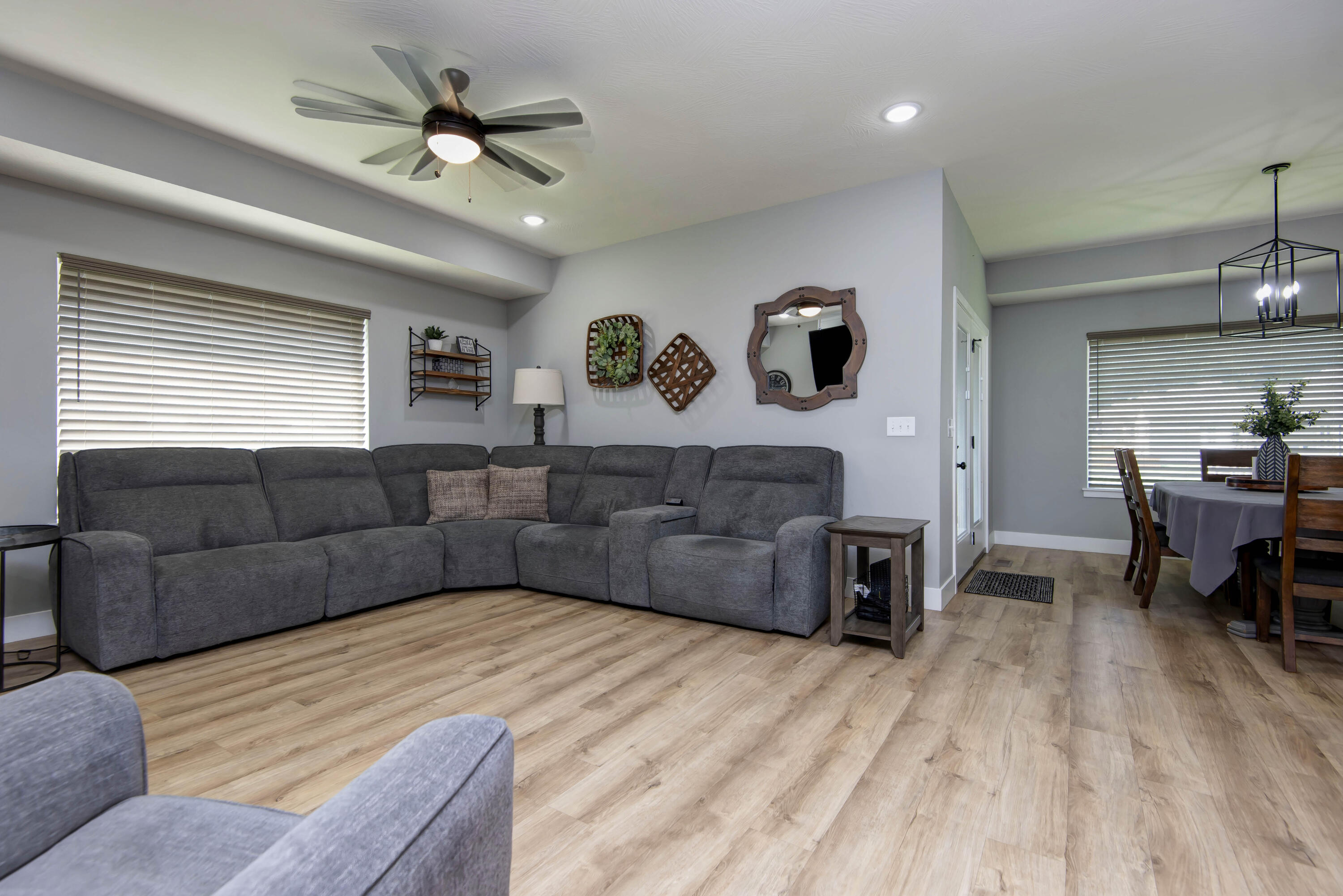 2027 North Cannonade Court Property Photo 12