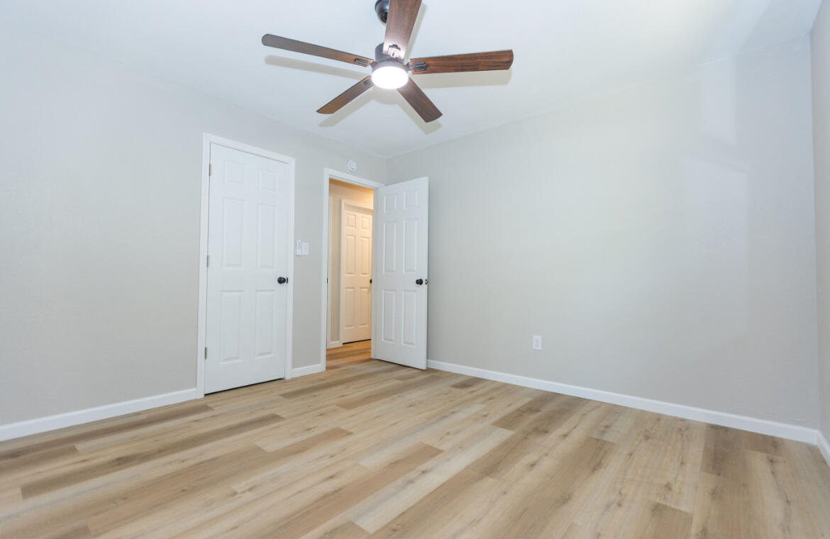 3218 West Countryside Drive Property Photo 18