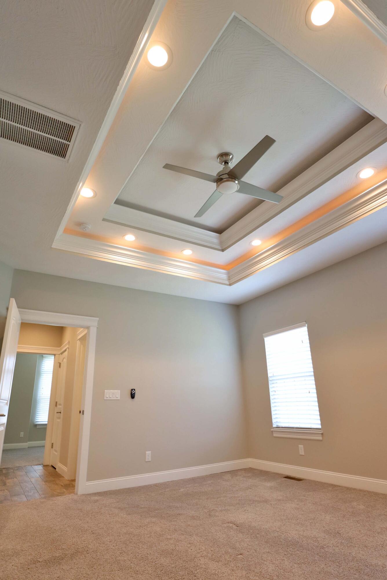 1189 North Cedar Ridge Avenue Property Photo 19
