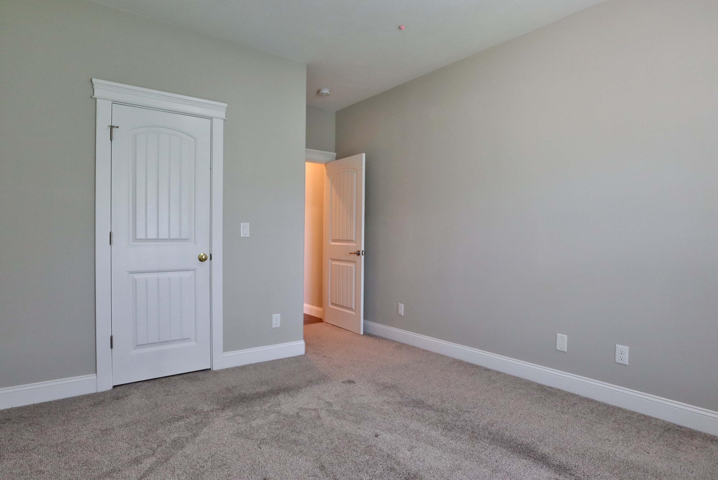 1189 North Cedar Ridge Avenue Property Photo 27