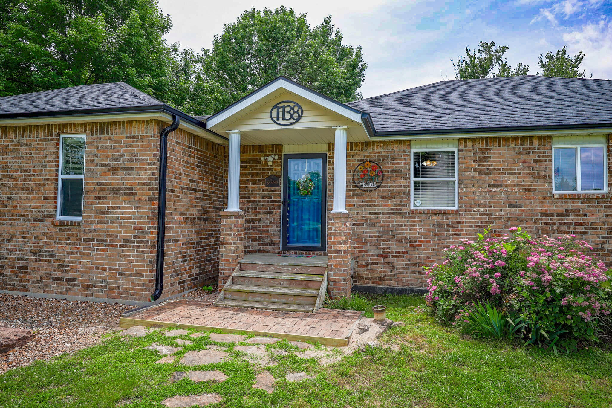 1138 Forest Ridge Drive Property Photo 10