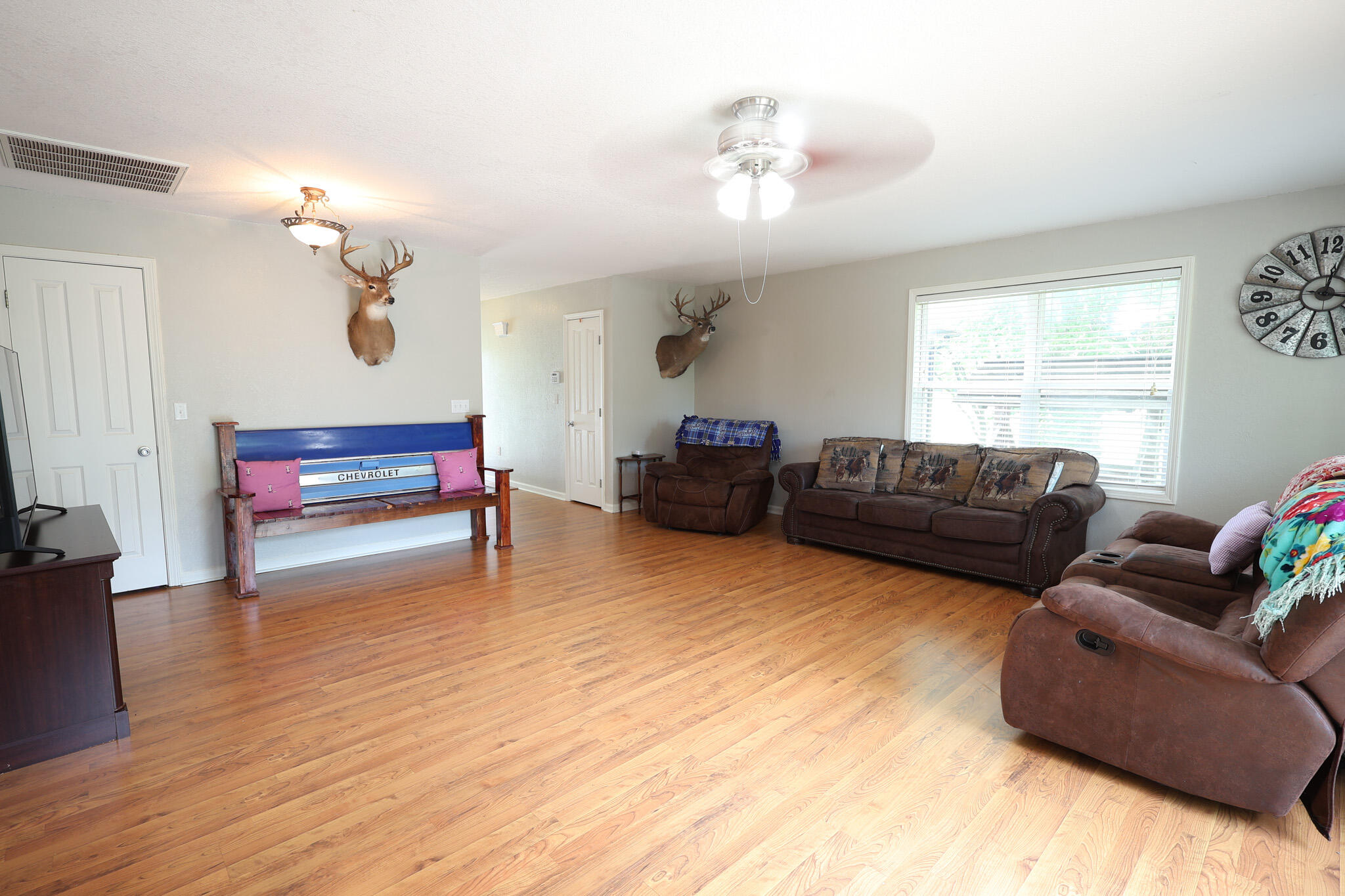 1138 Forest Ridge Drive Property Photo 14