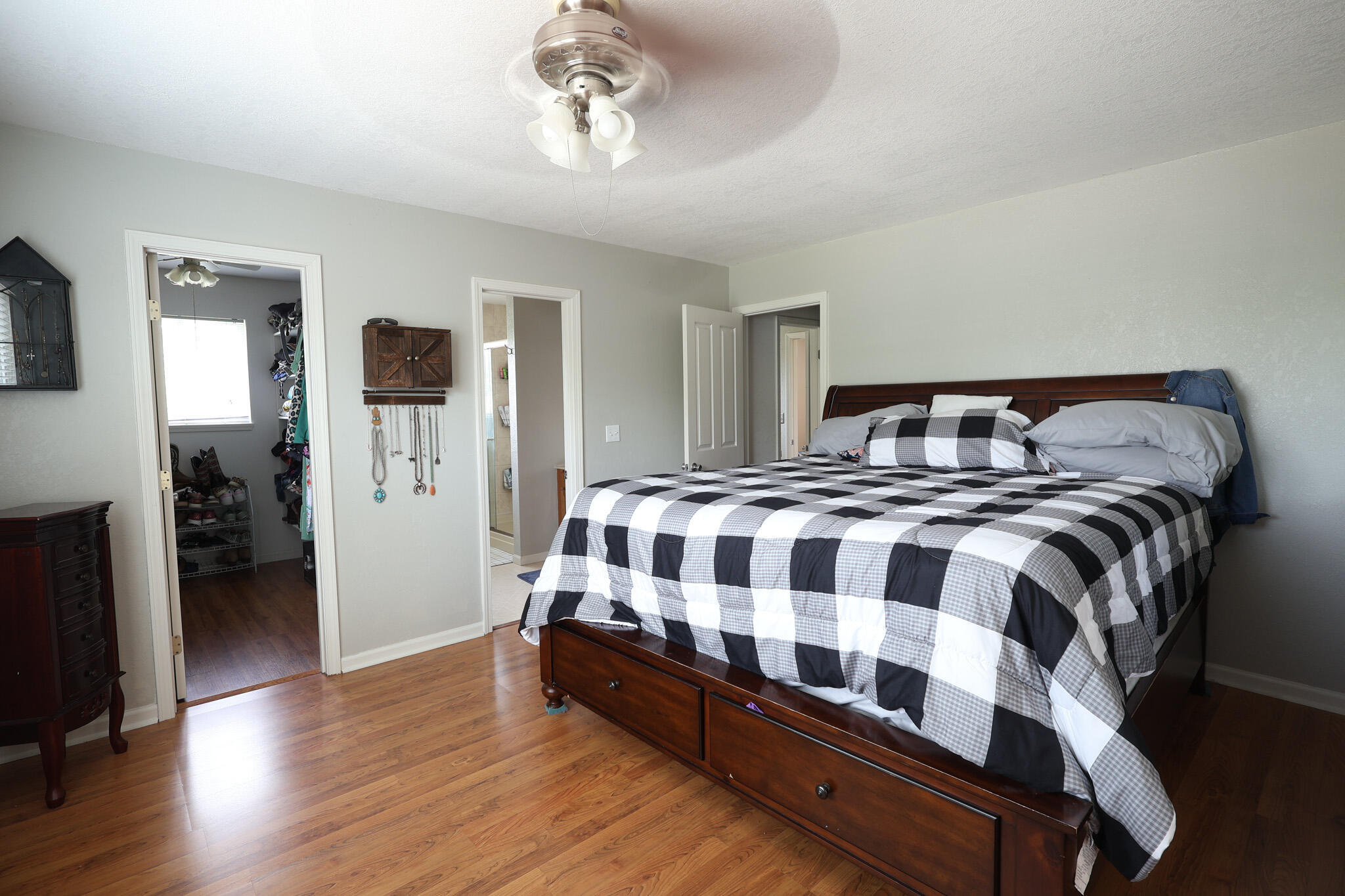 1138 Forest Ridge Drive Property Photo 26