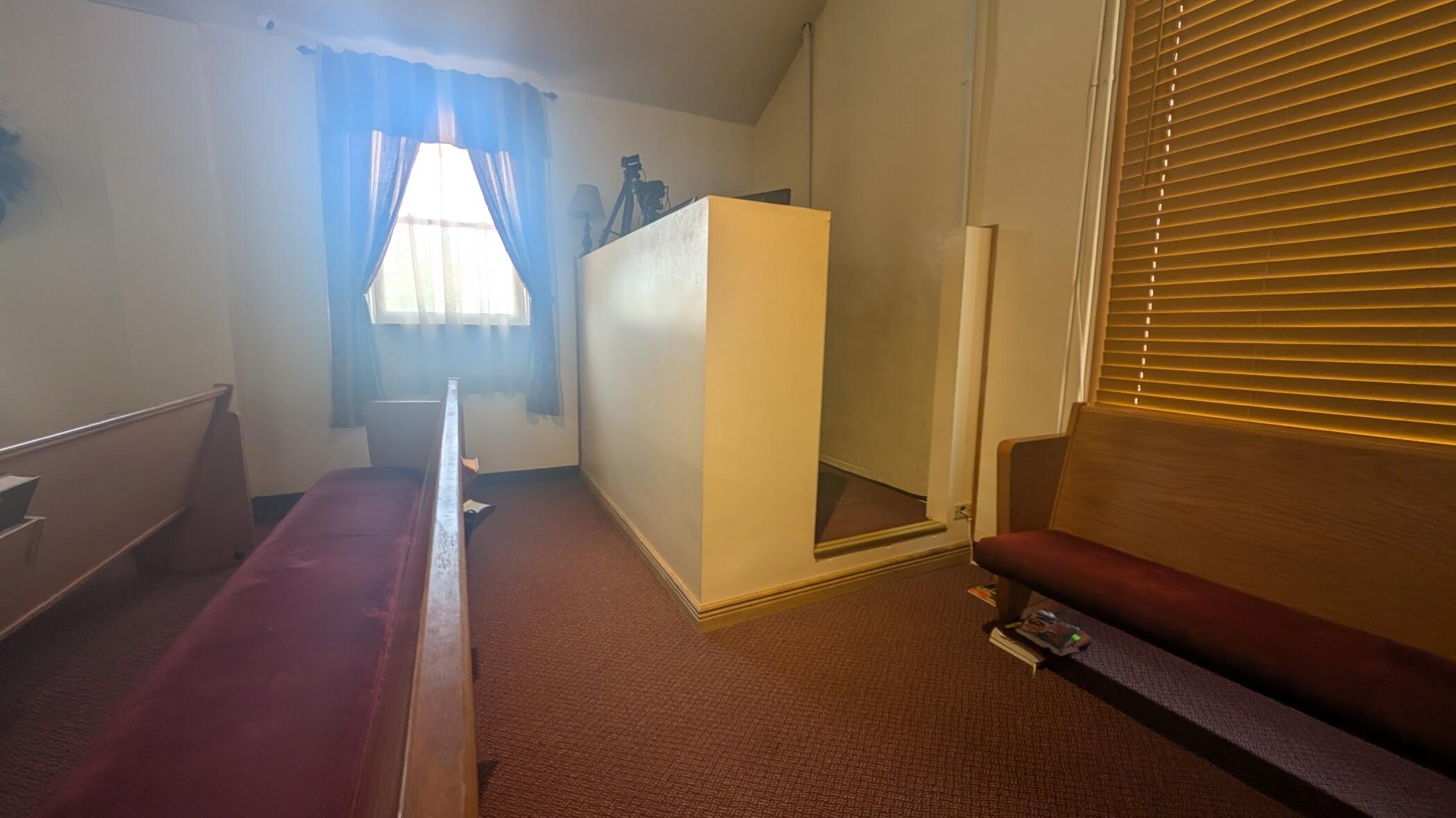 600 South Grand Avenue Property Photo 8