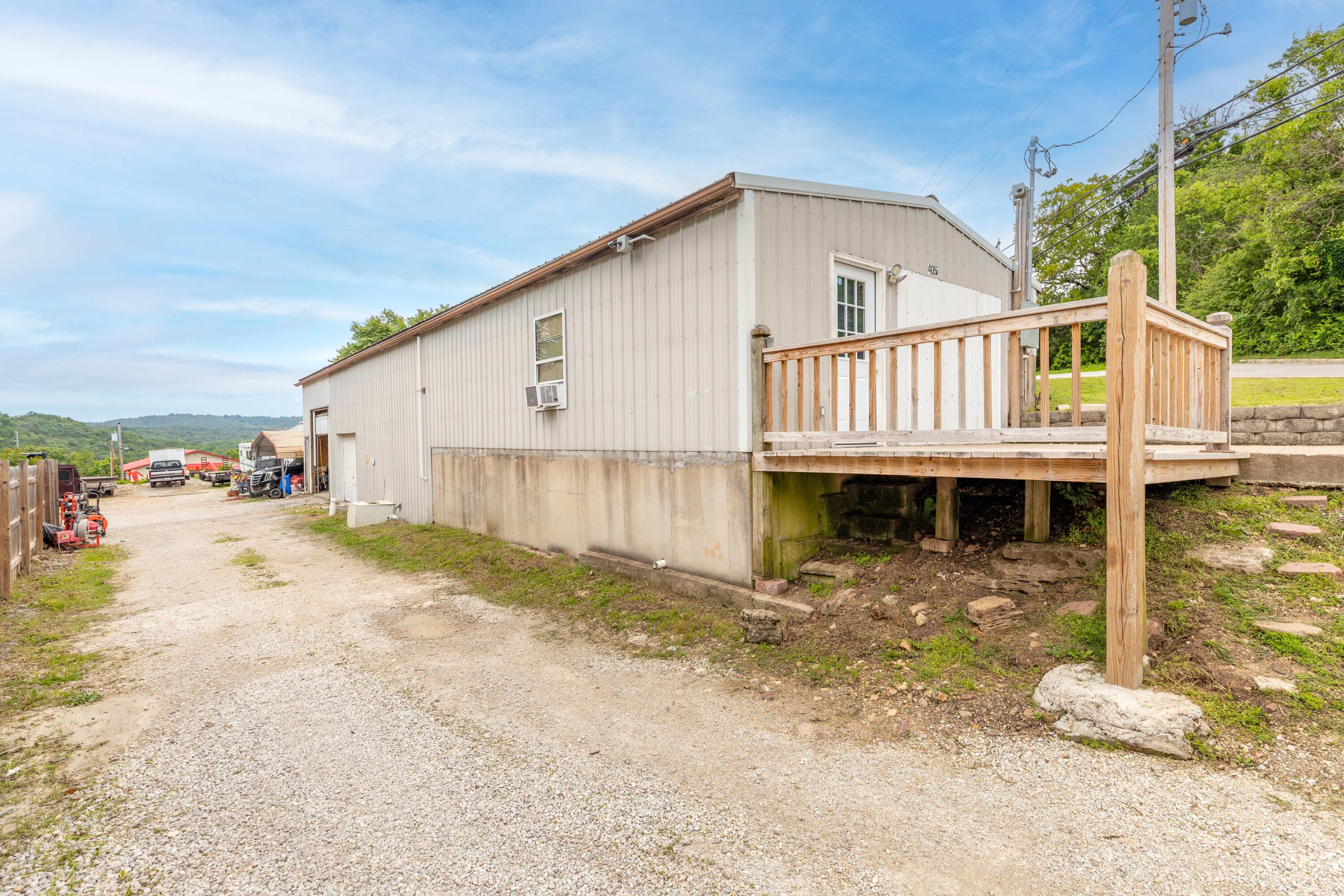 405 1st Street Property Photo 5