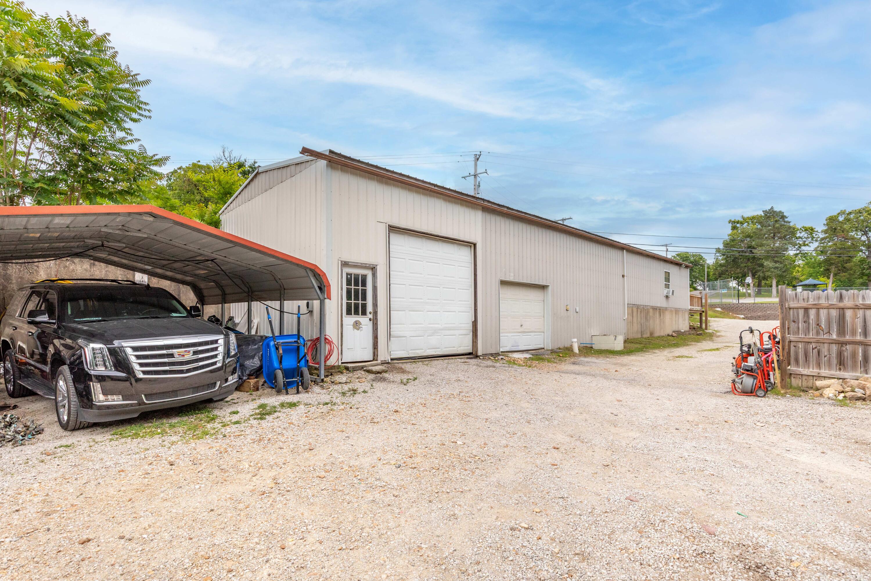 405 1st Street Property Photo 11
