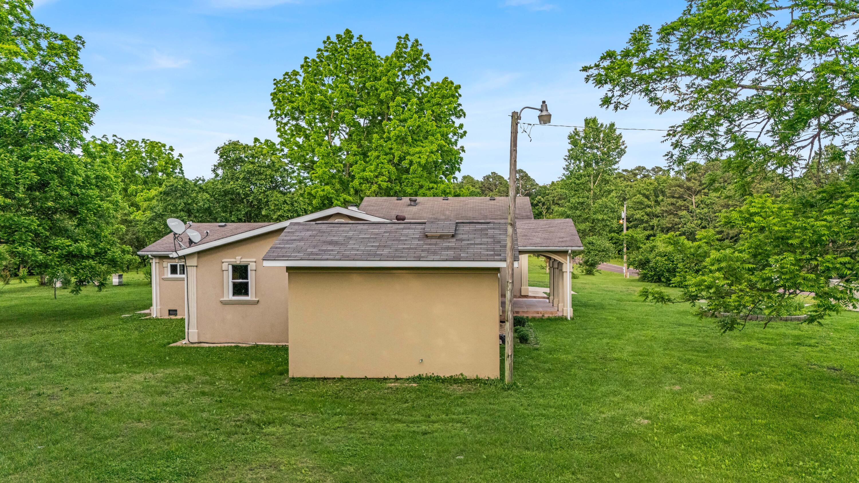 875 State Route T Property Photo 39