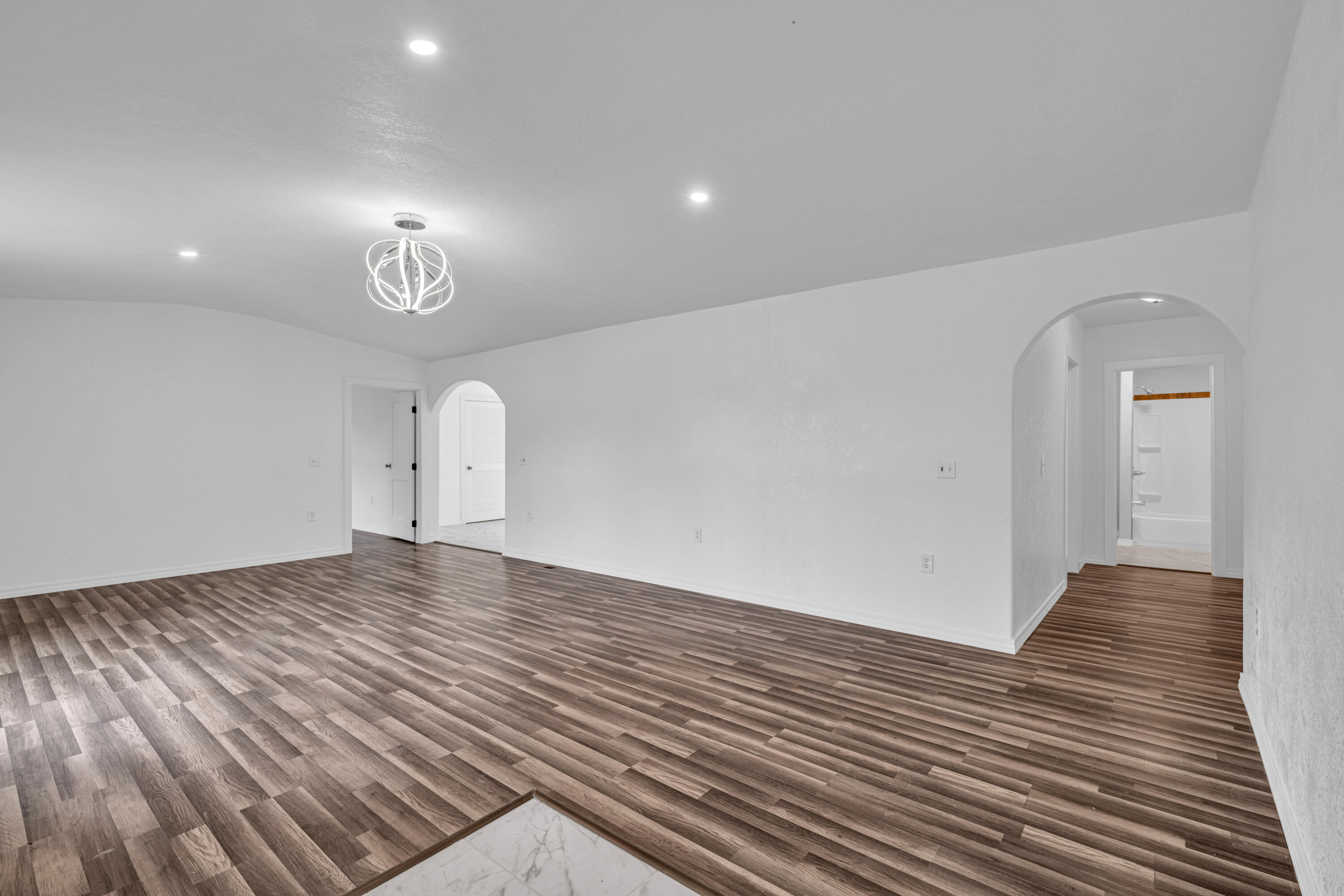 875-883 State Route T Property Photo 57