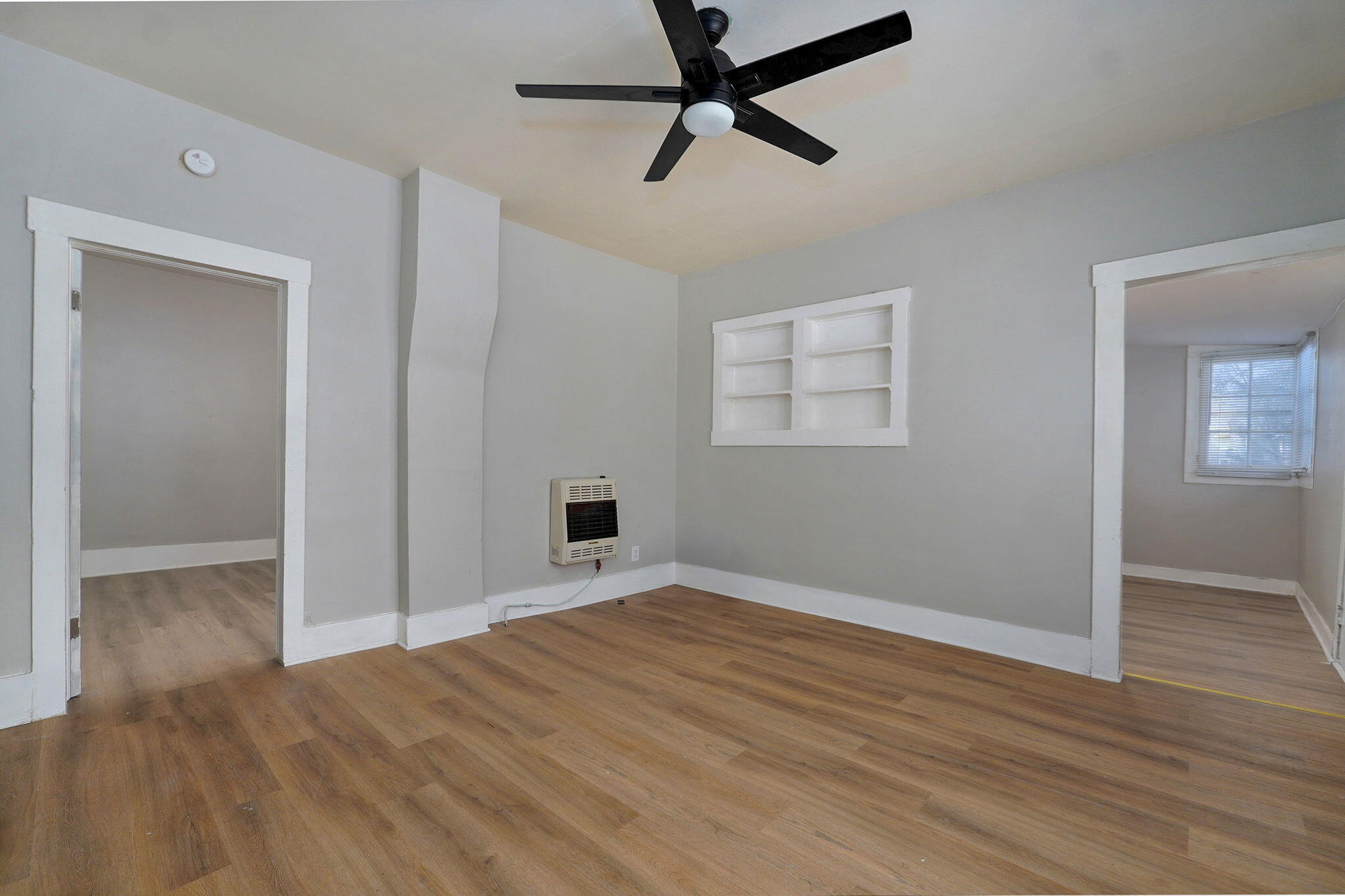 252 Commercial Street Property Photo 7