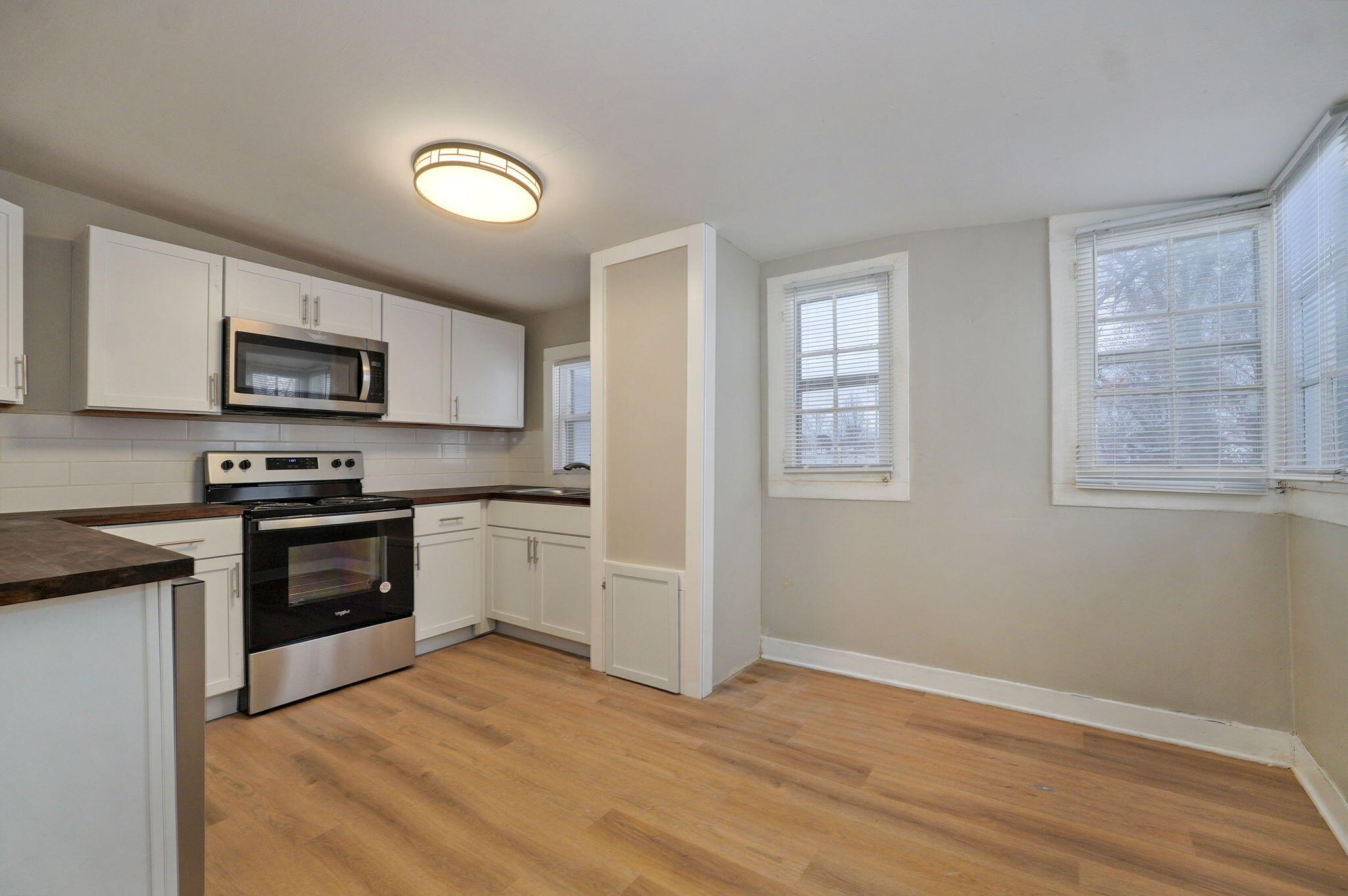 252 Commercial Street Property Photo 12