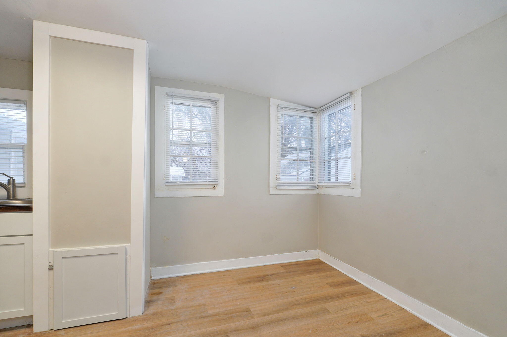 252 Commercial Street Property Photo 13