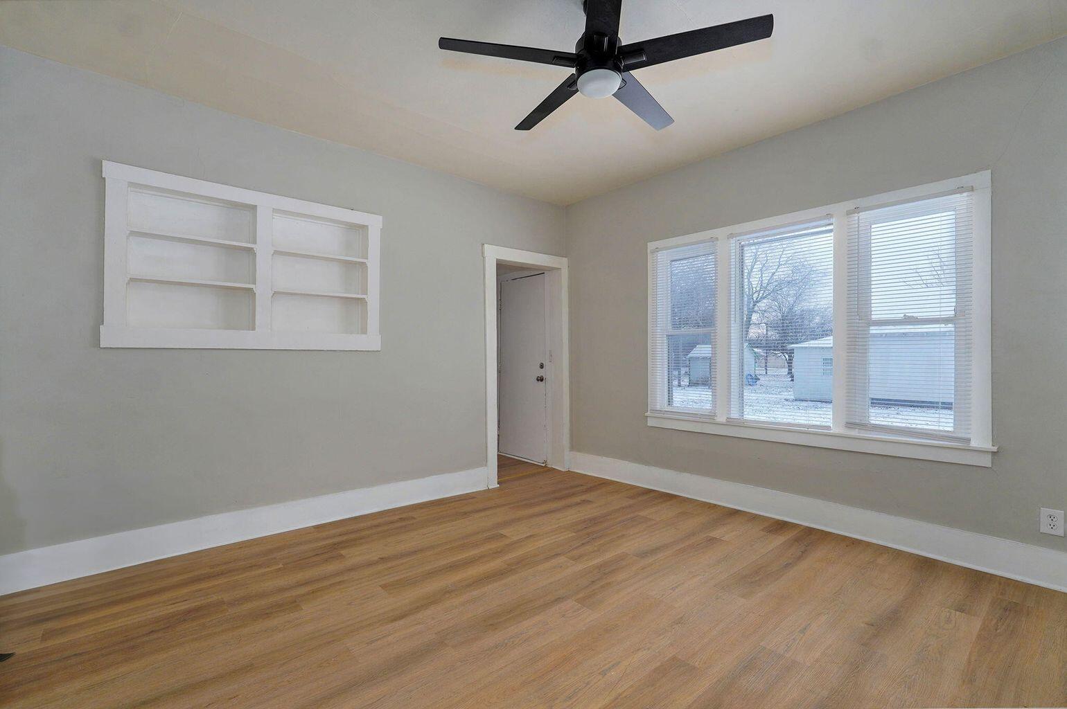 252 Commercial Street Property Photo 19