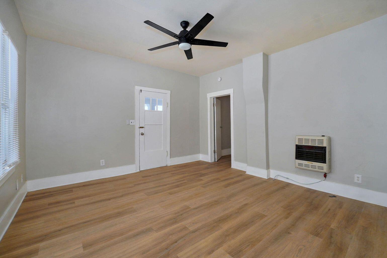 252 Commercial Street Property Photo 21