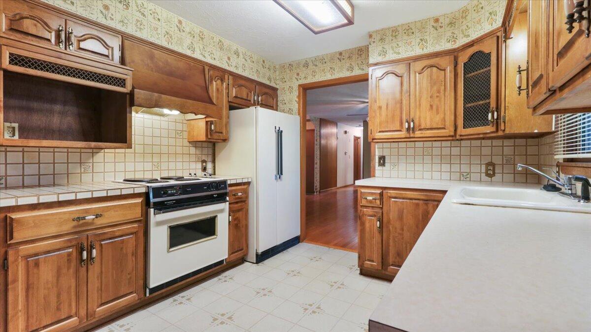 619 East Mcgee Street Property Photo 5