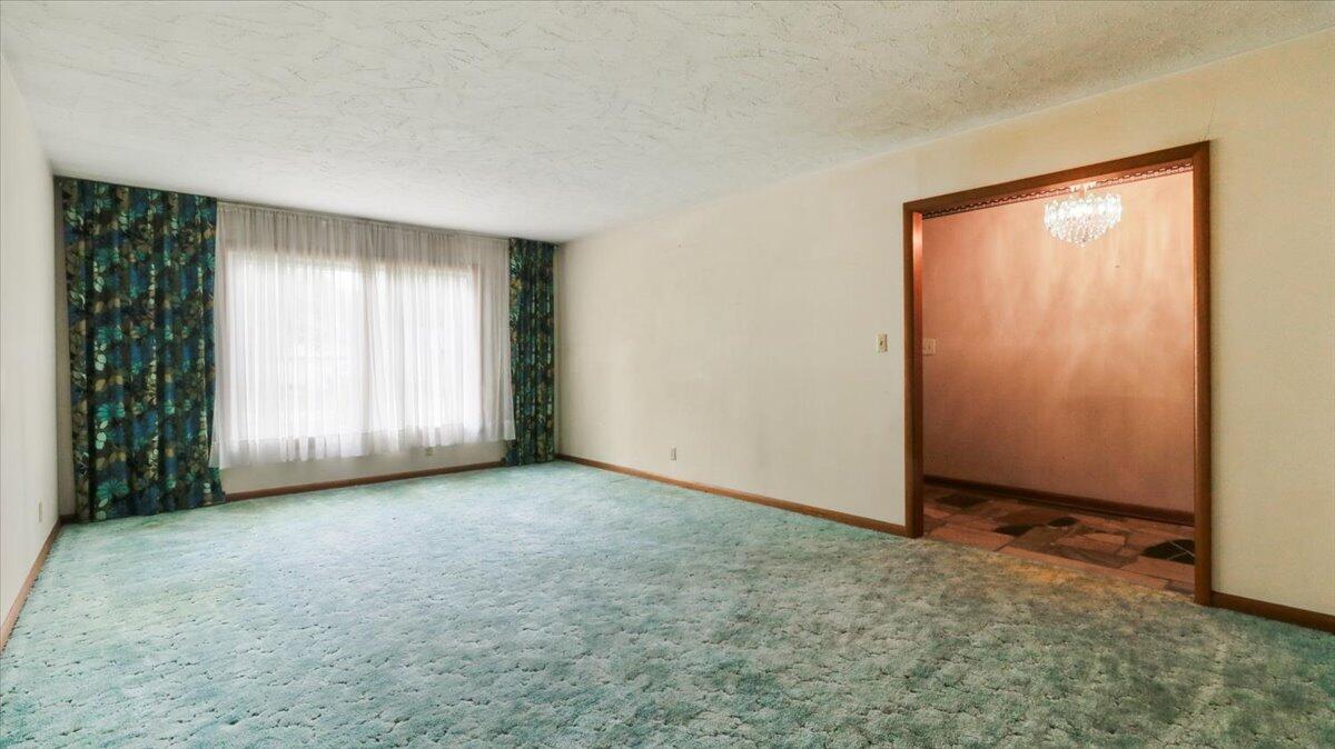 619 East Mcgee Street Property Photo 7