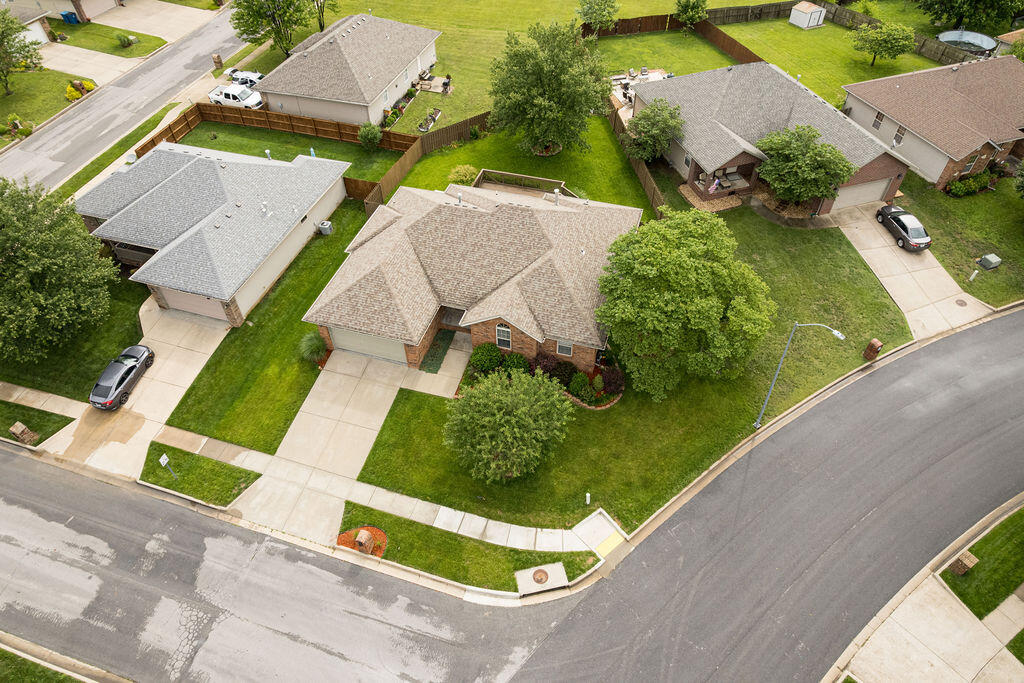 780 South Timber Ridge Drive Property Photo 9