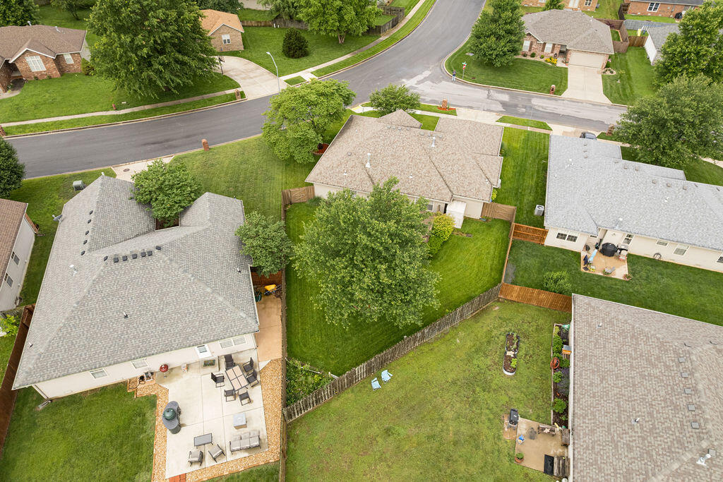 780 South Timber Ridge Drive Property Photo 10