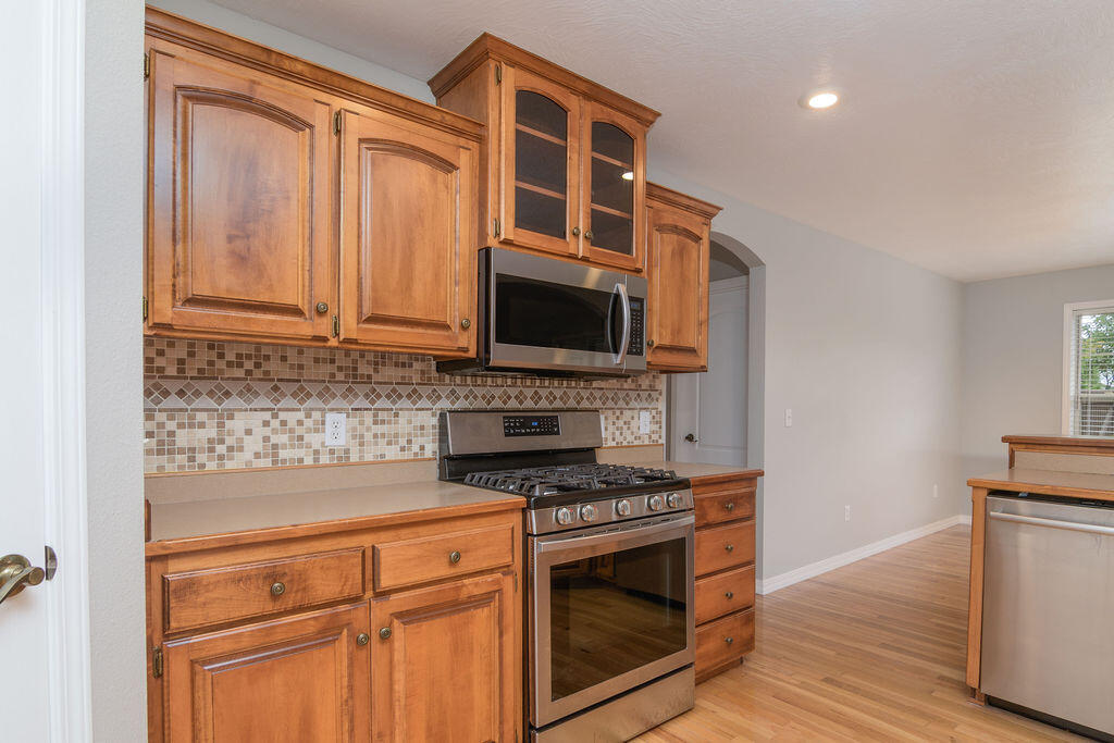 780 South Timber Ridge Drive Property Photo 21