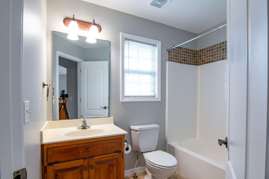 780 South Timber Ridge Drive Property Photo 23