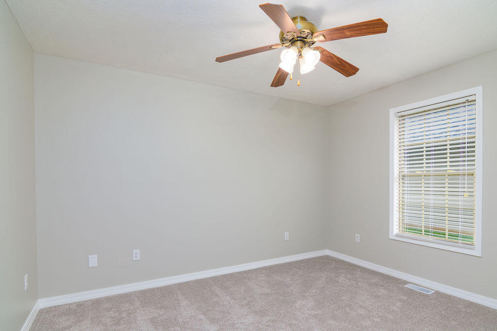 780 South Timber Ridge Drive Property Photo 24