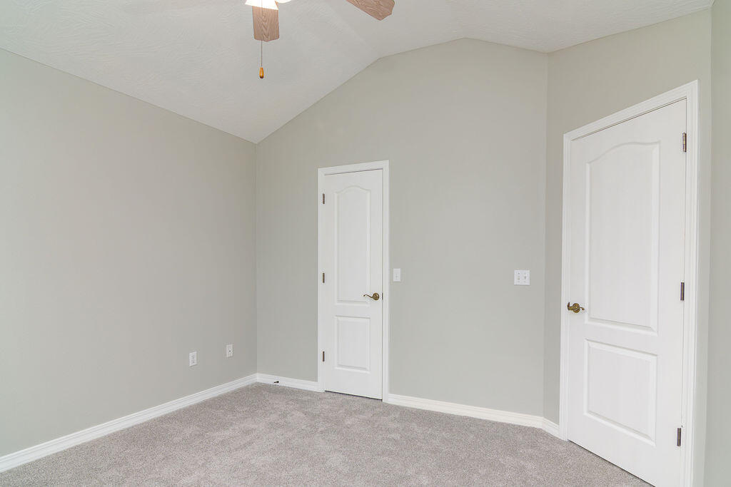 780 South Timber Ridge Drive Property Photo 27