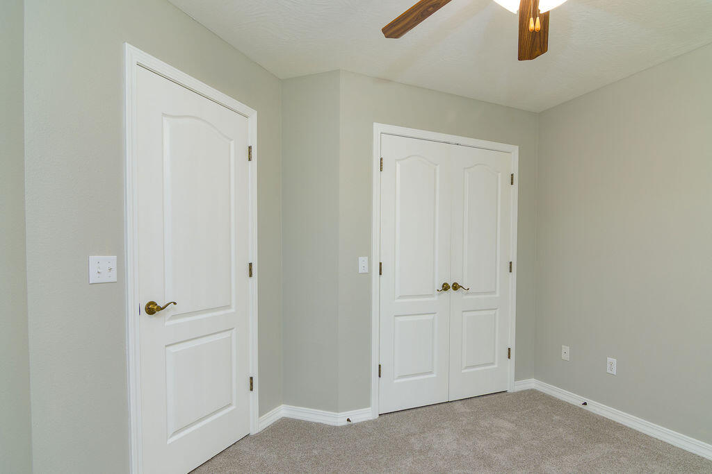 780 South Timber Ridge Drive Property Photo 29