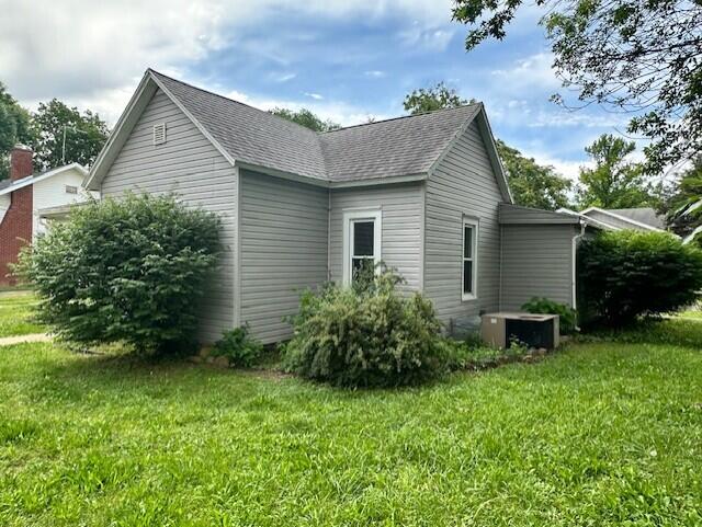 627 West Cherry Street Property Photo 3